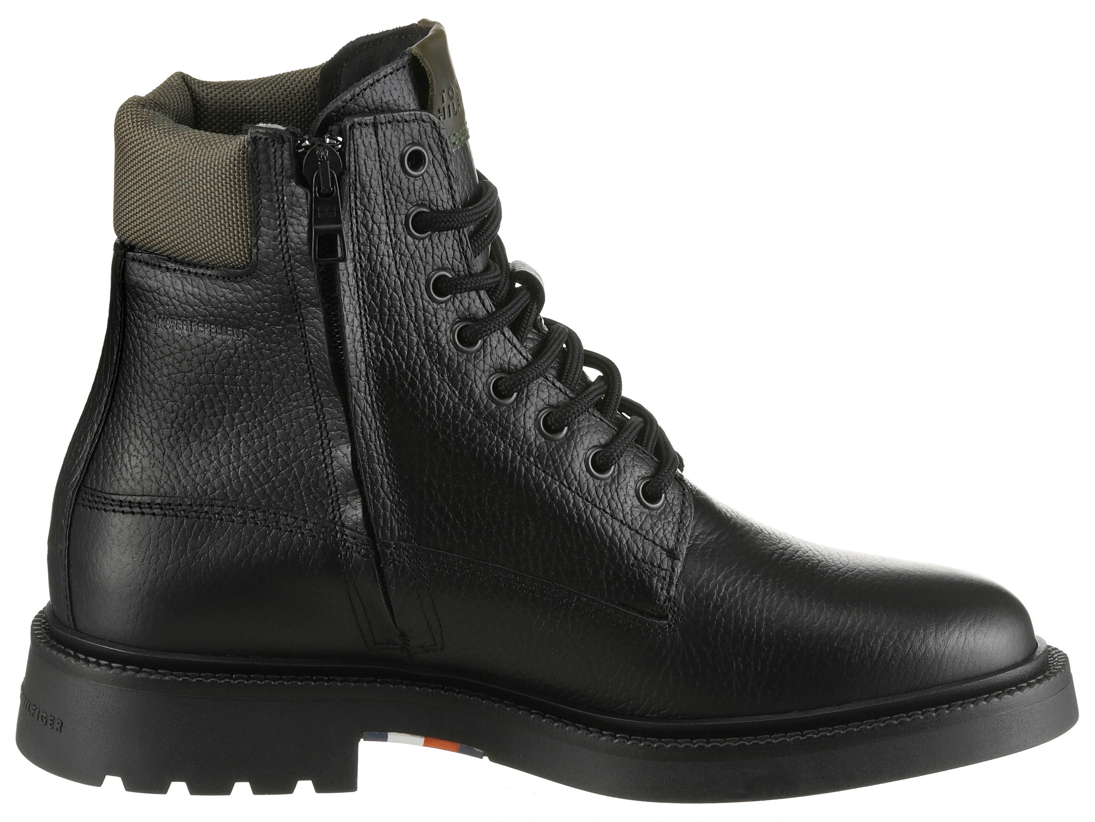 Tommy Hilfiger Veterschoenen HILFIGER COMFORT LWT WRM MX BOOT herfstboots, veterenkellaars met logo-patch op de schoentong