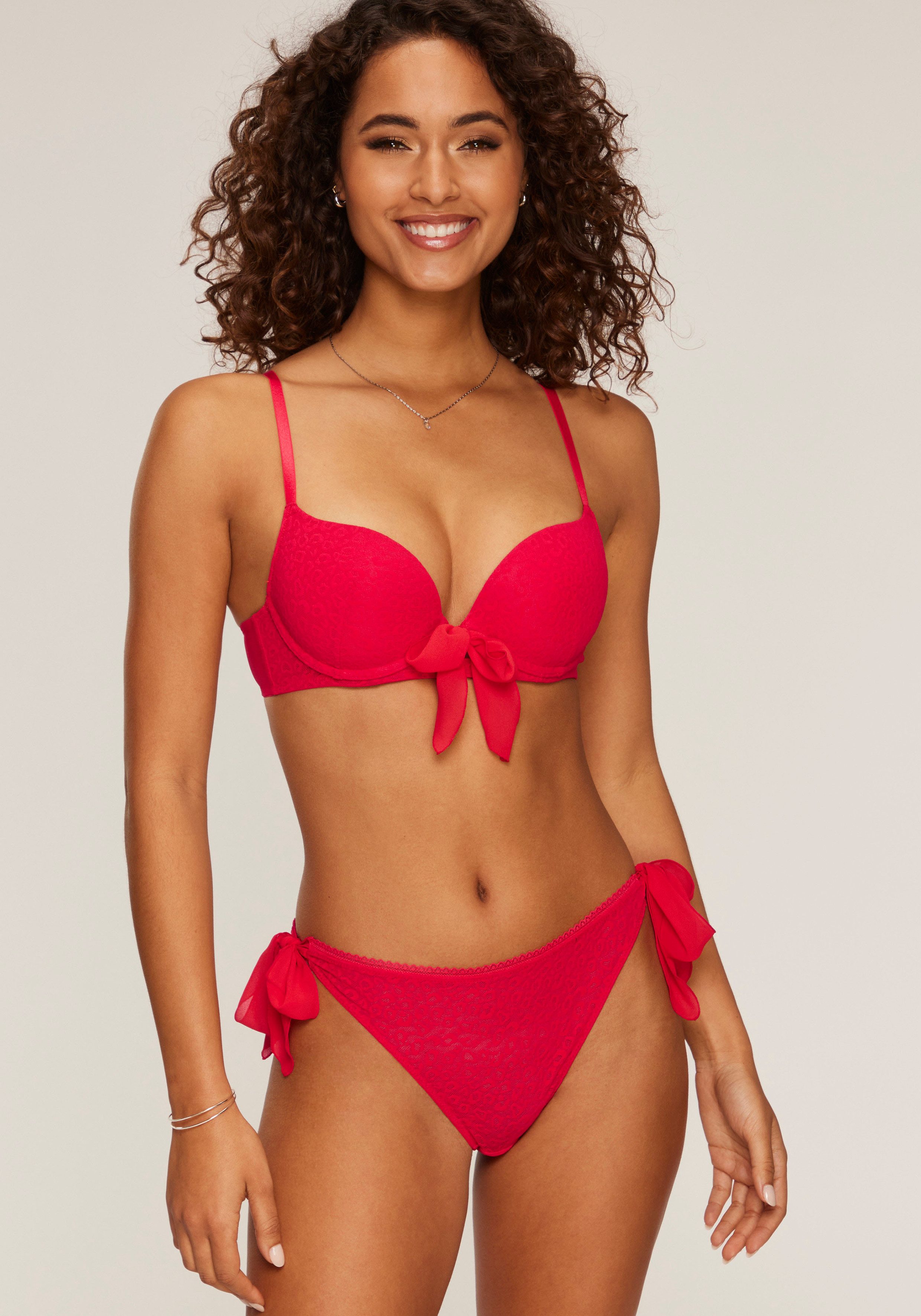 Vivance String ANNA van licht transparant mesh in trendy leoprint, sexy lingerie