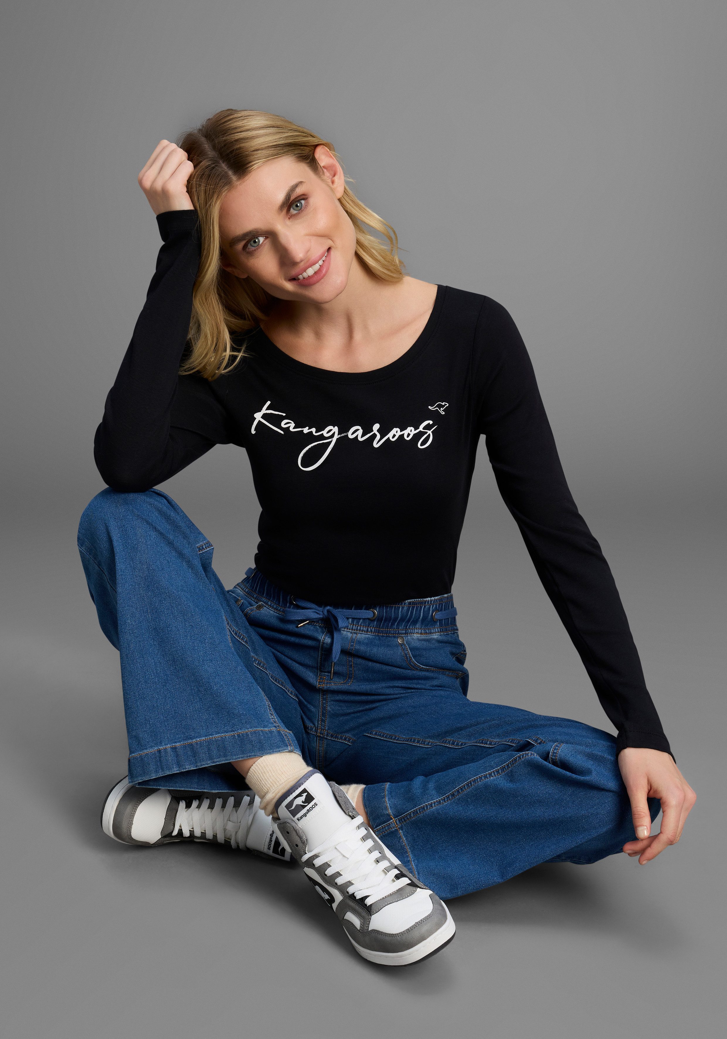 KangaROOS Longsleeve Lange mouwen, zeer figuurvolgend, van ribstof, van 100% katoen