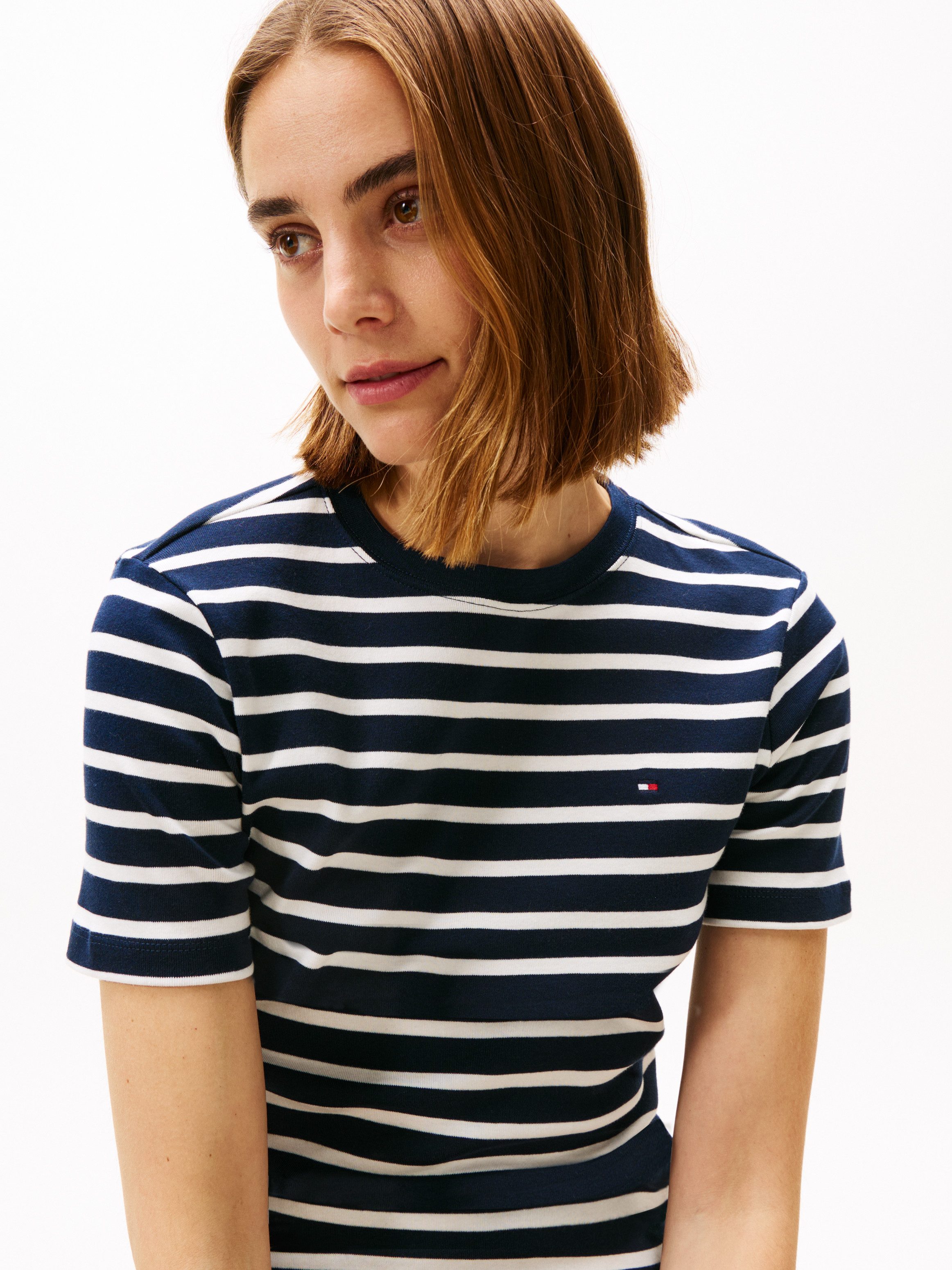 Tommy Hilfiger T-shirt SLIM CODY C-NK SS met geborduurd logo