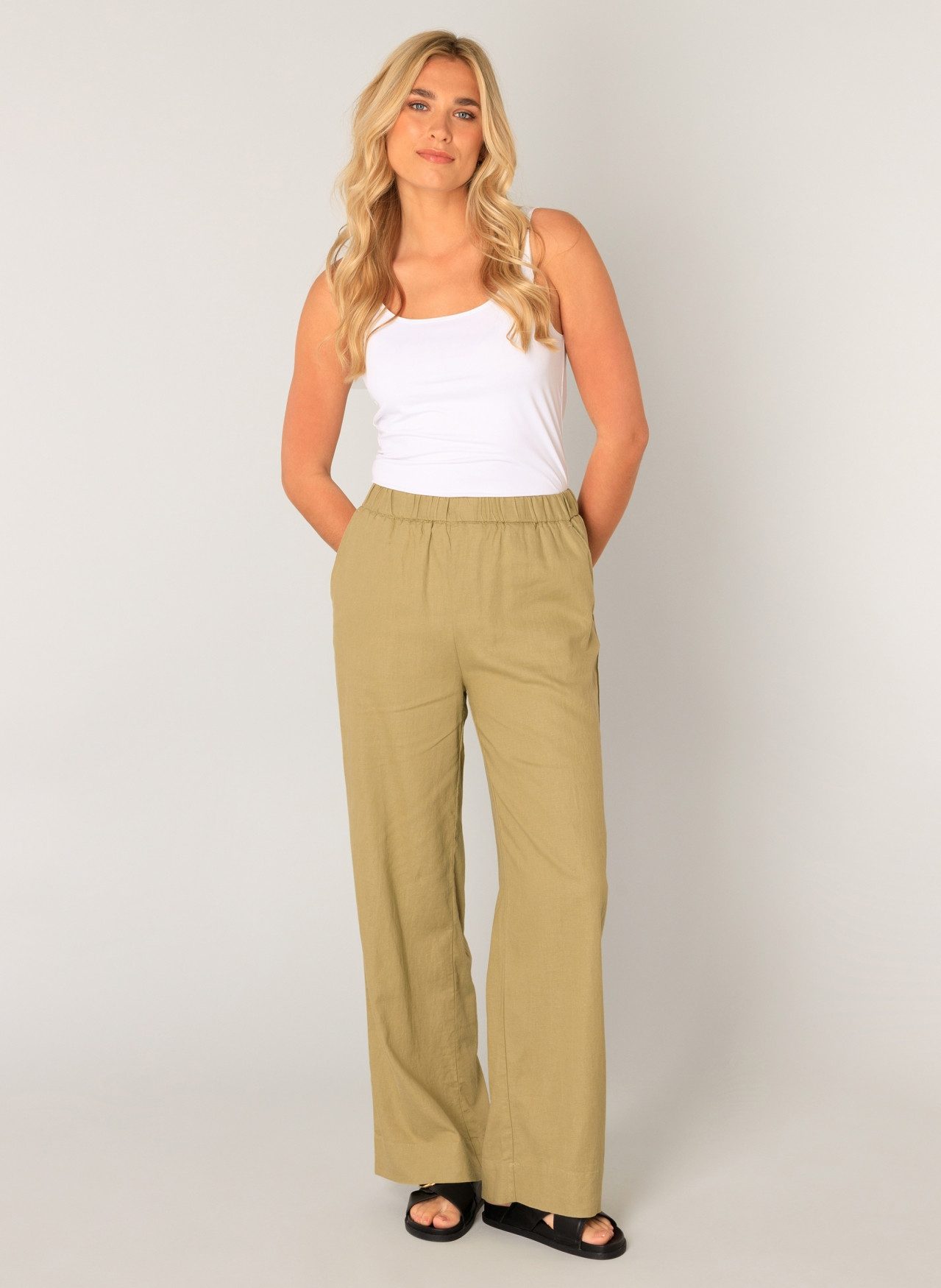 Base Level Linnen broek YUL