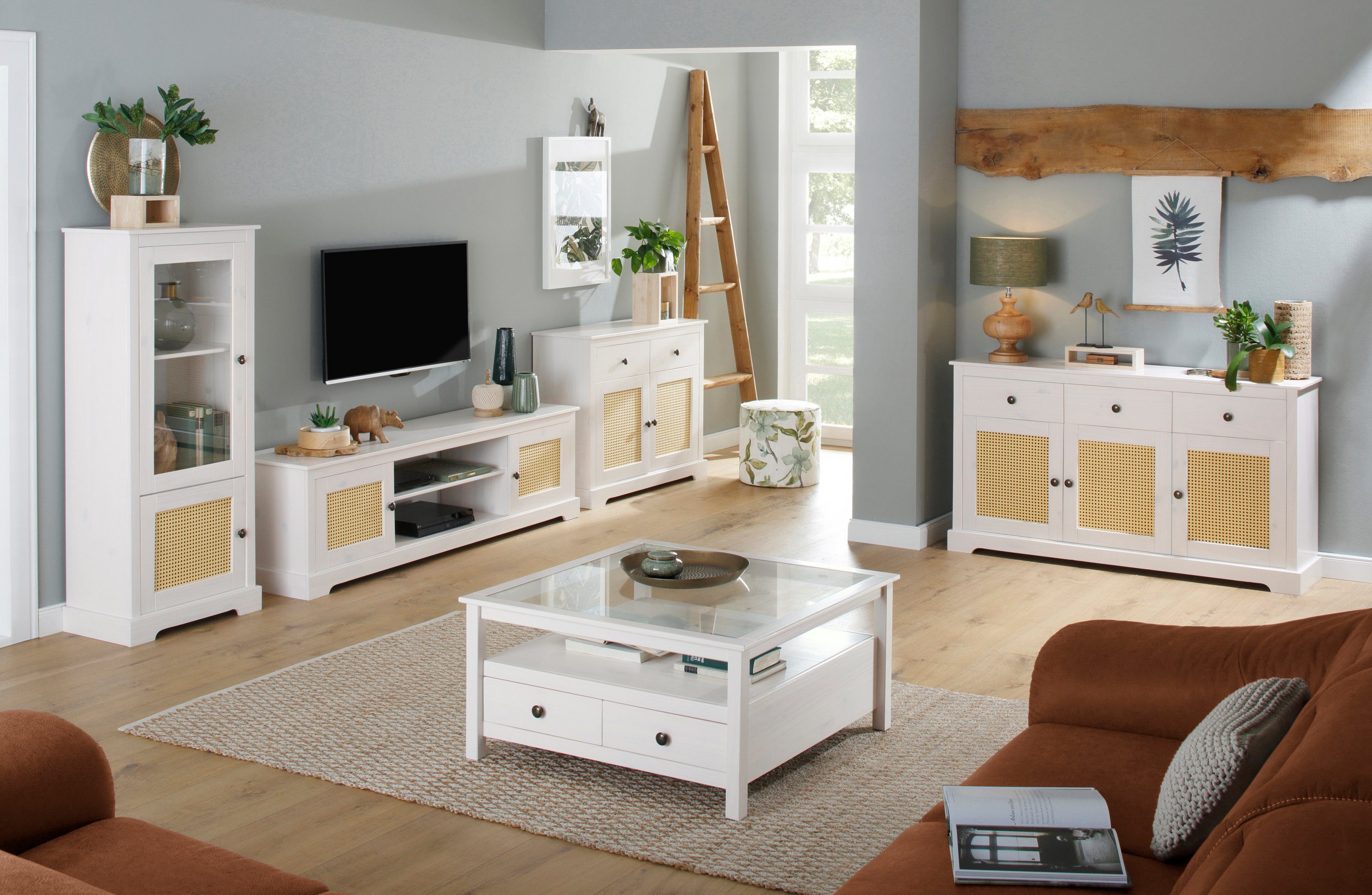 Home affaire Tv-meubel LINDA Commode met weide-deurenfronten, mooie metalen grepen, breedte 175 cm