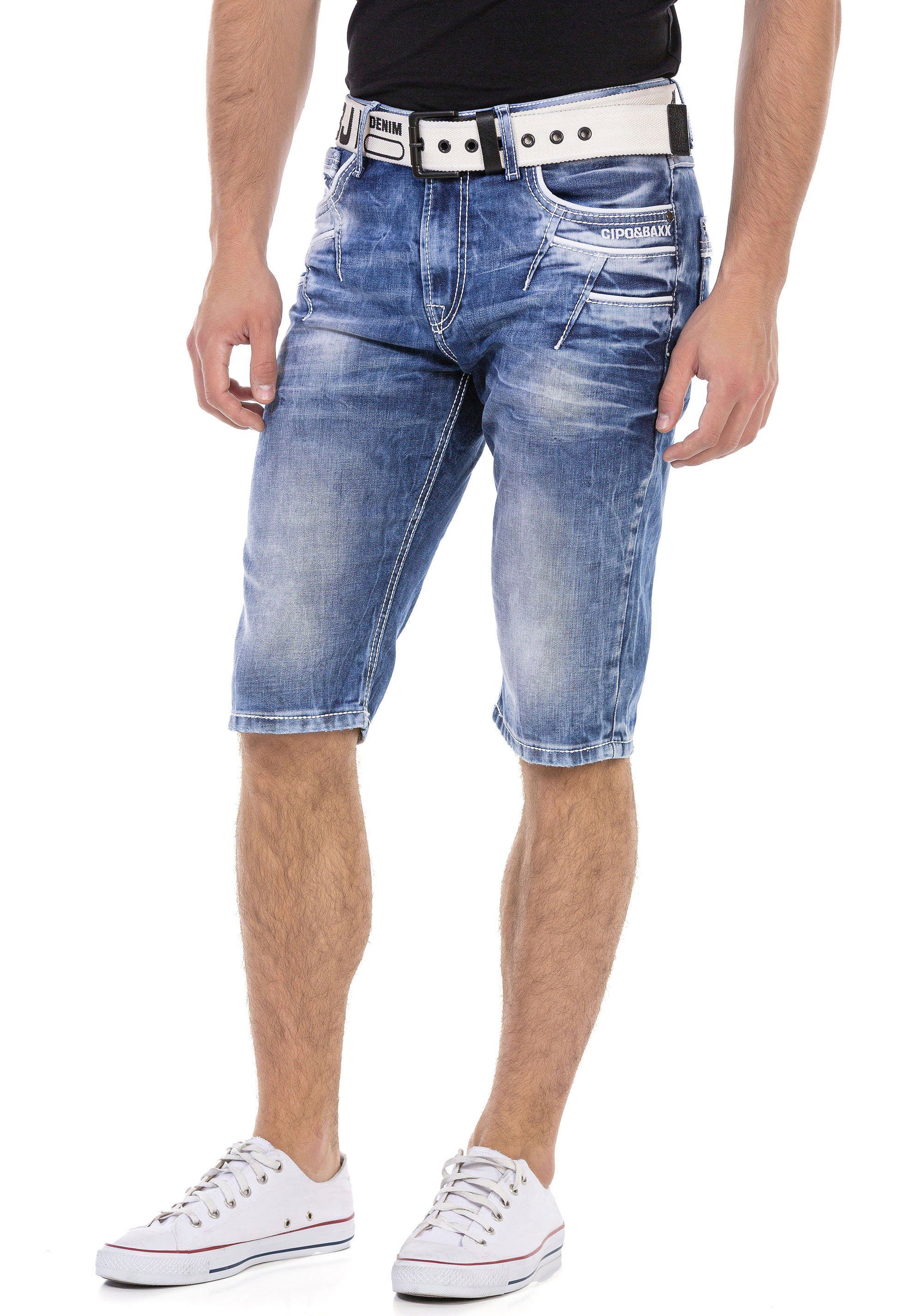 Cipo & Baxx Bermuda in denim en met markante zakken