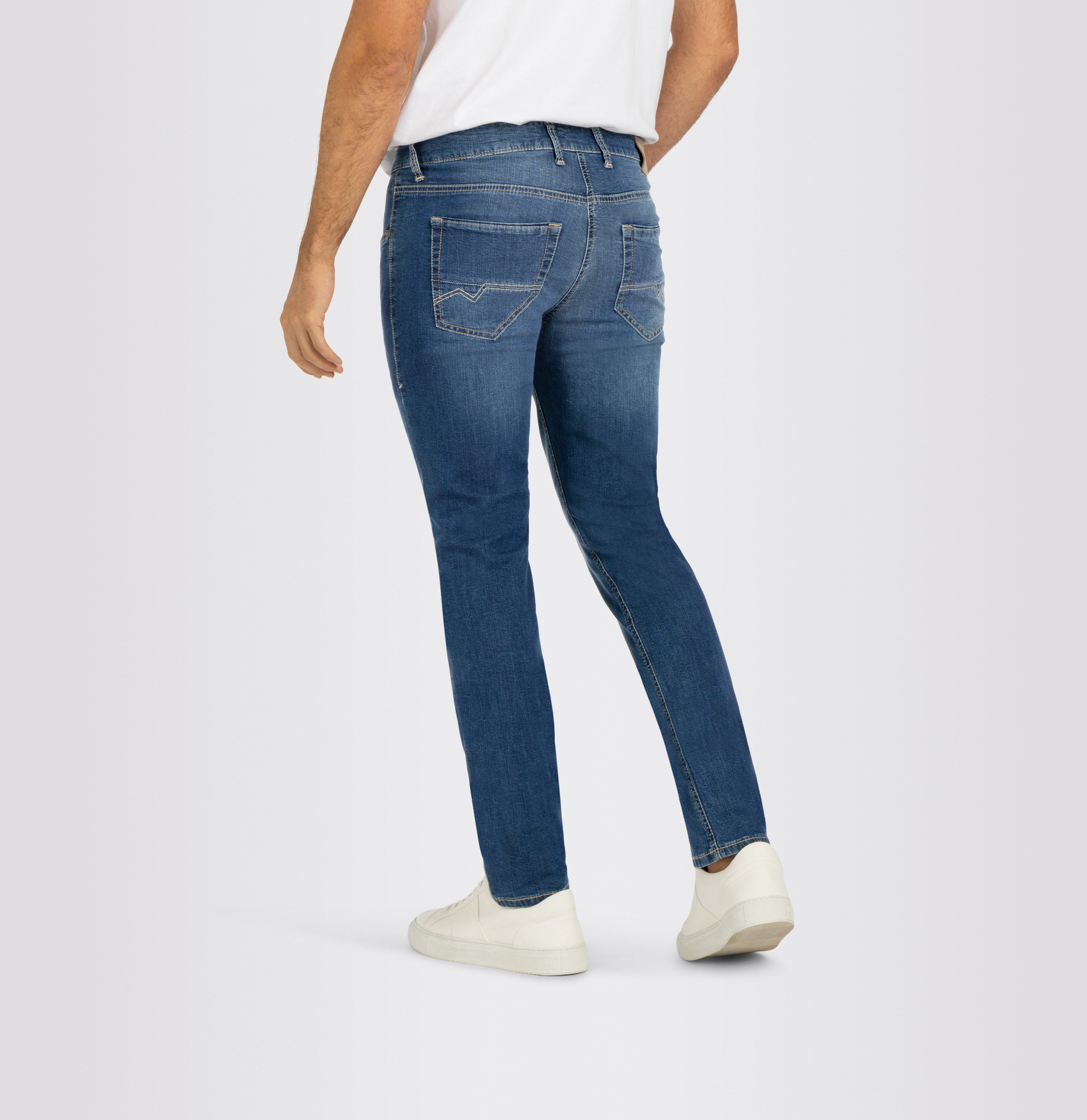 MAC Slim fit jeans Arne-Pipe light smalle figuuraccentuerende snit