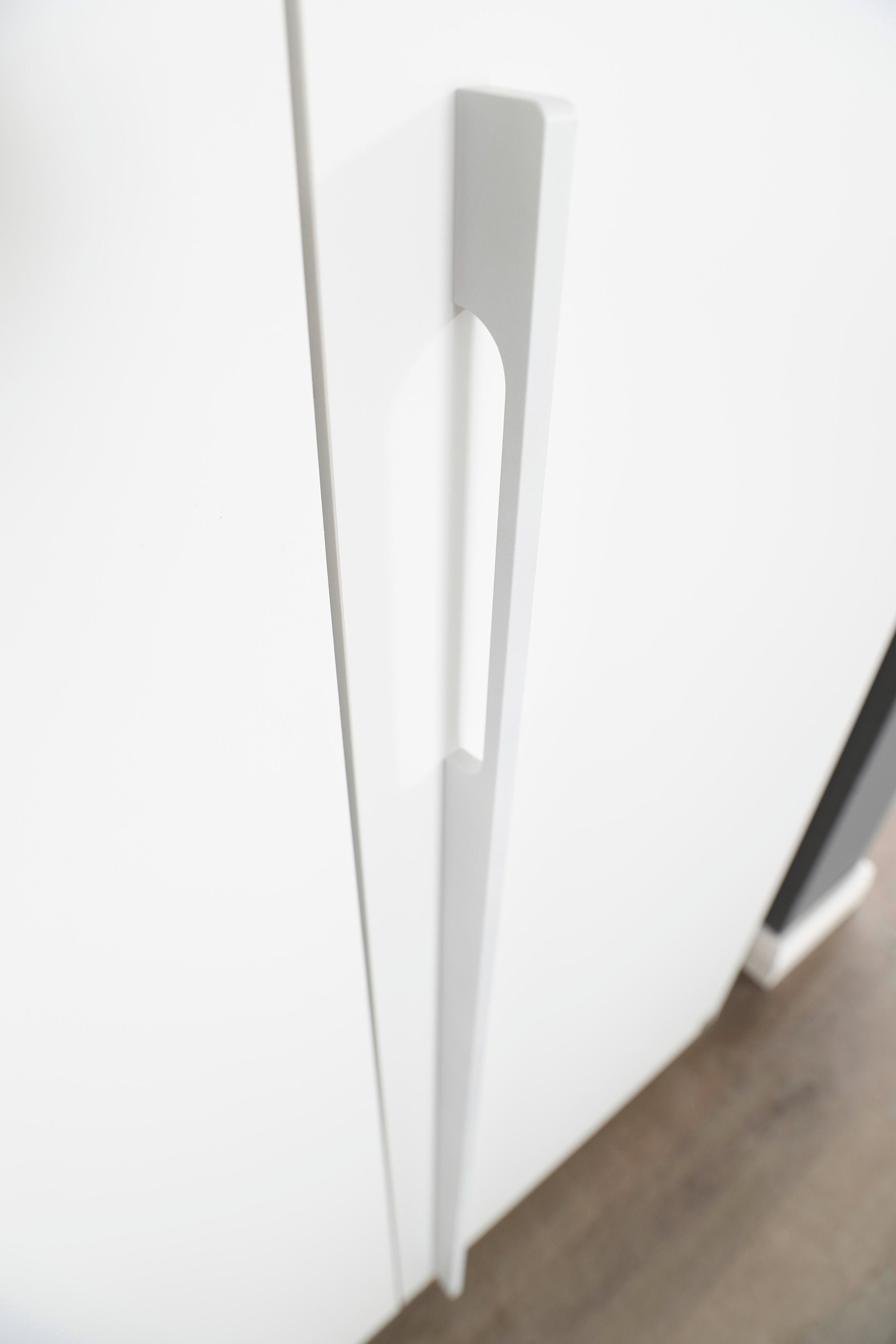 rauch Draaideurkast Kledingkast kast garderobe SKAT SHINE met hoogwaardige, transparant grijs glas inclusief uitgebreid toebehoren made in germany