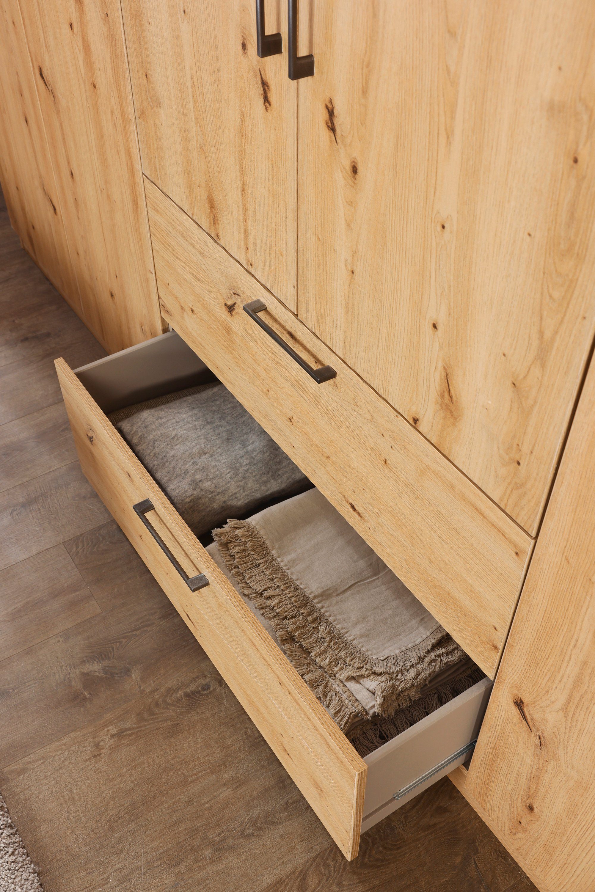 Slaapkamerserie Compleet slaapkamer Challenger (Set van 4 delen) Kast 2 breedtes, bed 3 breedtes, 2 nachttafels MADE IN GERMANY