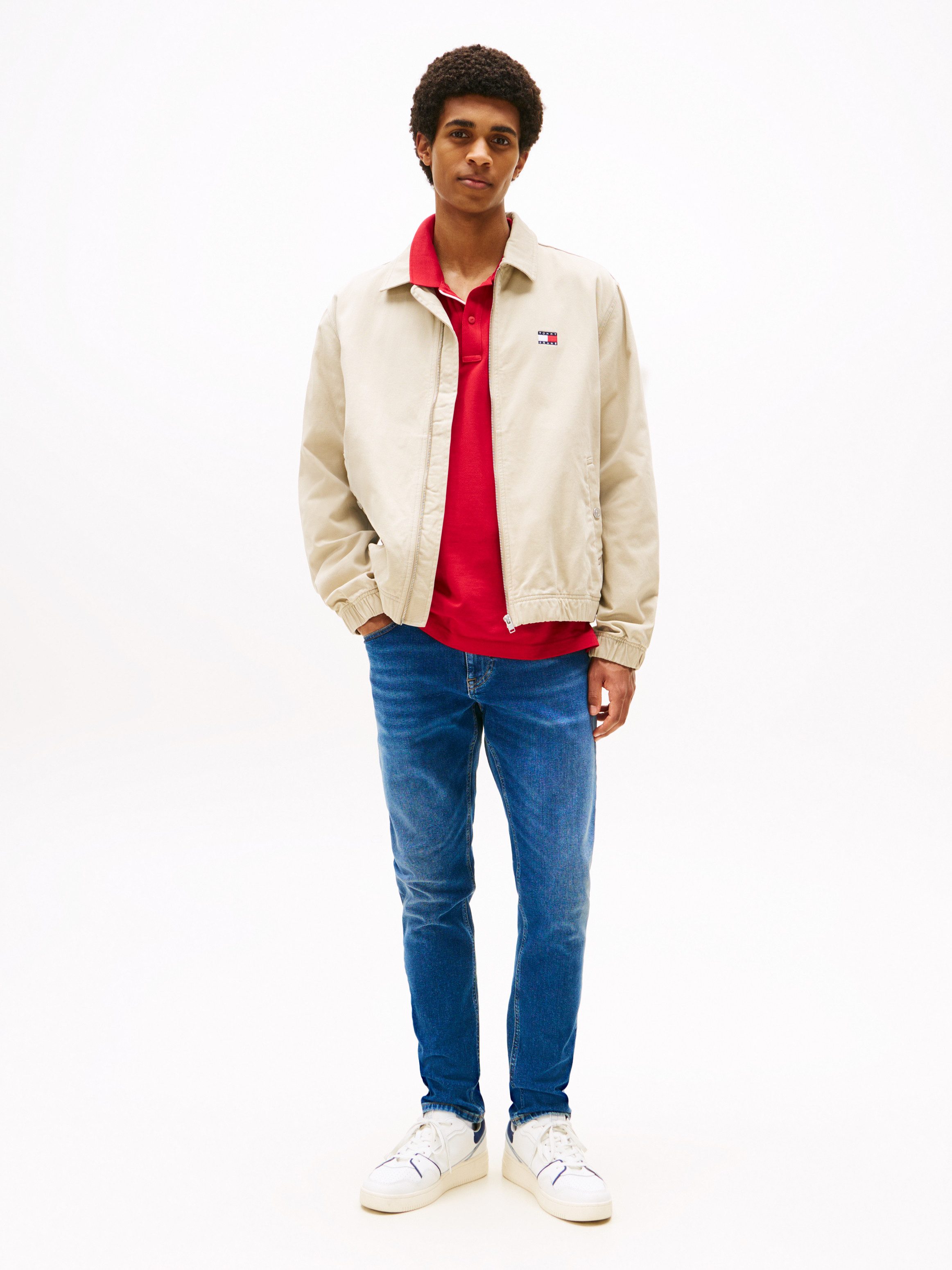TOMMY JEANS Slim fit jeans AUSTIN SLIM TAPERED naar de enkel toe smaller wordende jeans met gemiddelde taillehoogte