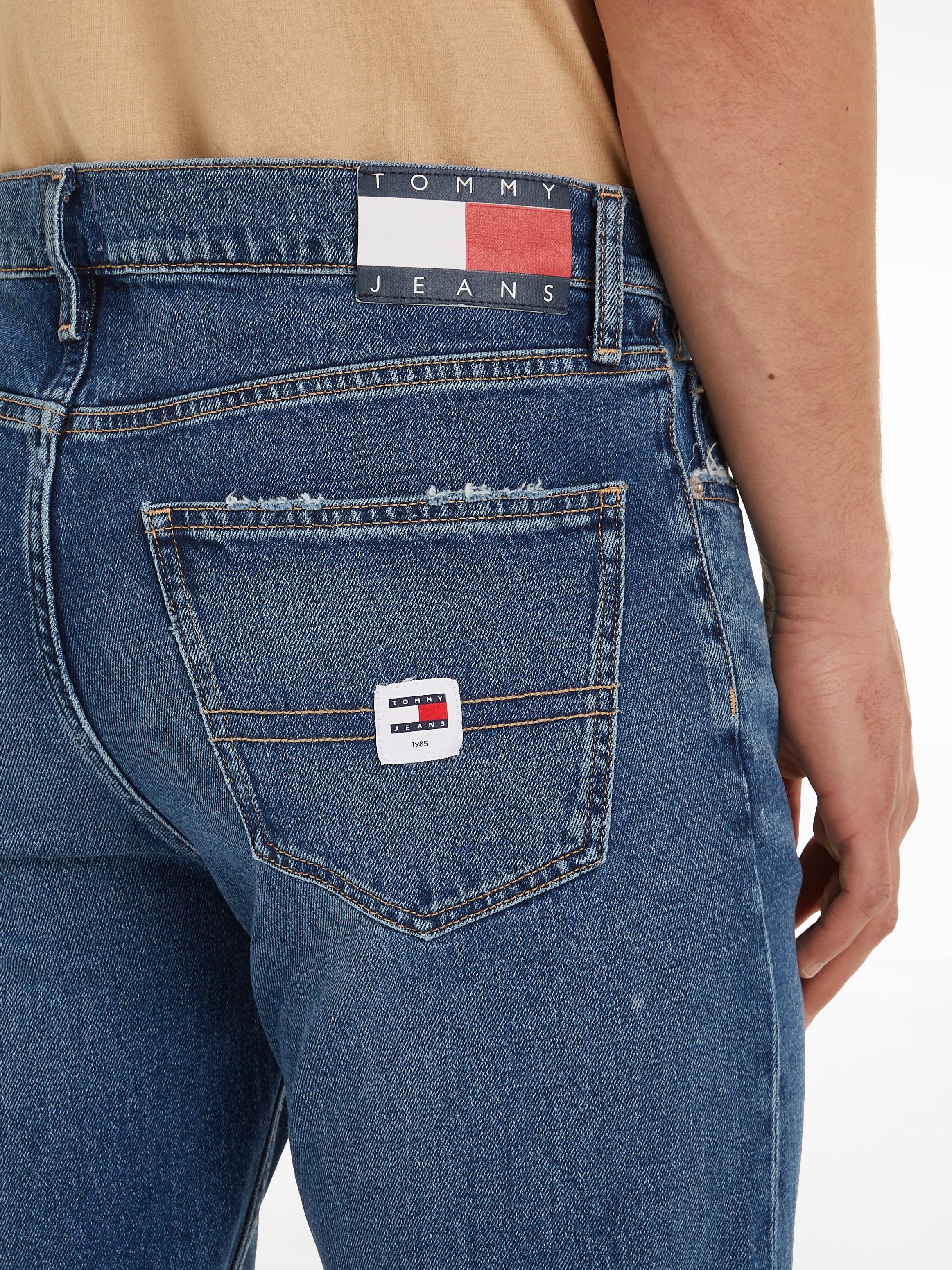 TOMMY JEANS Dad-jeans DAD JEAN RGLR in 5-pocketsstijl