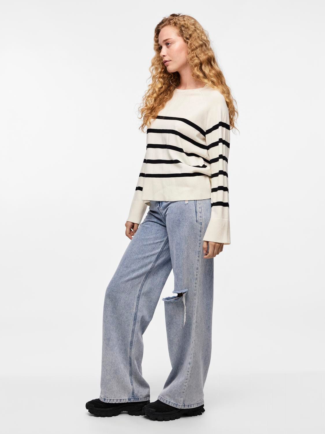 pieces Trui met ronde hals PCSIA LS KNIT NOOS BC
