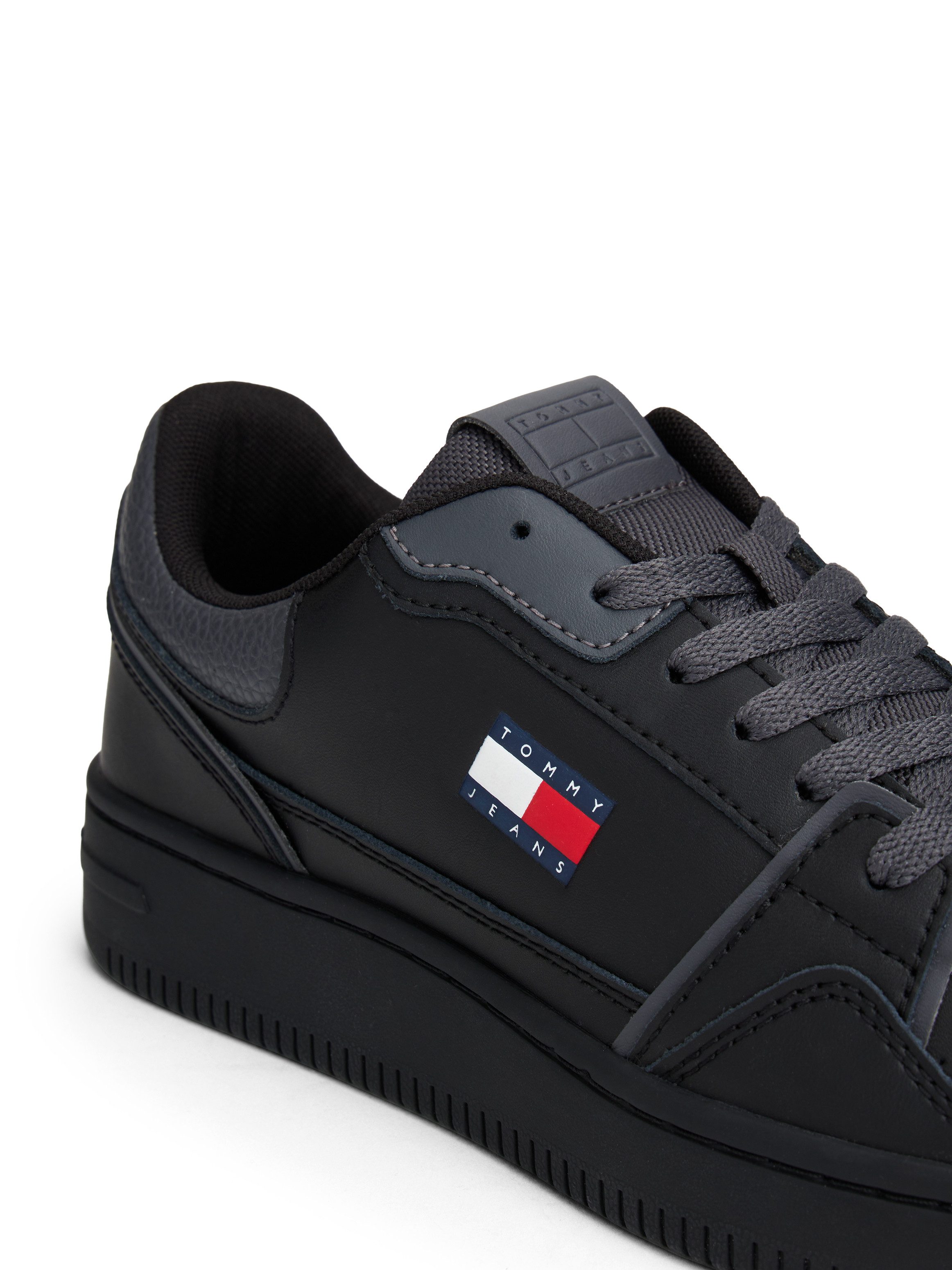 TOMMY JEANS Plateausneakers TJW RETRO BASKET SNEAKER