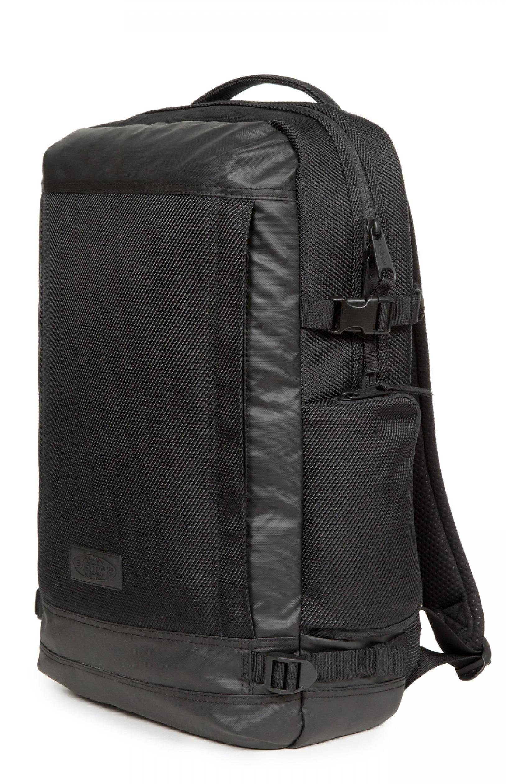 Eastpak Laptoprugzak TECUM M bevat gerecycled materiaal (global recycled standard)