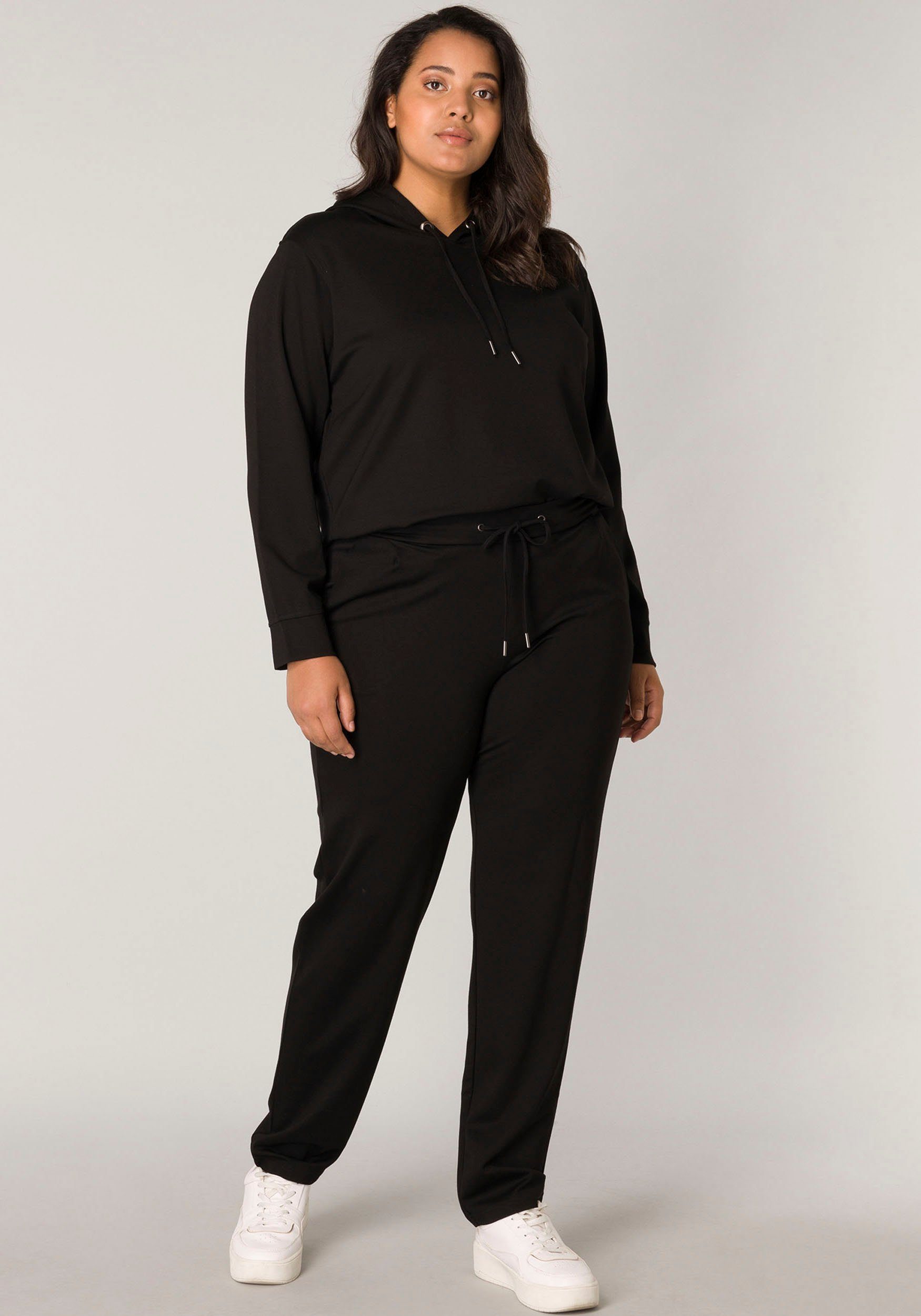 Base Level Curvy Sweatbroek BAS-YOANNA
