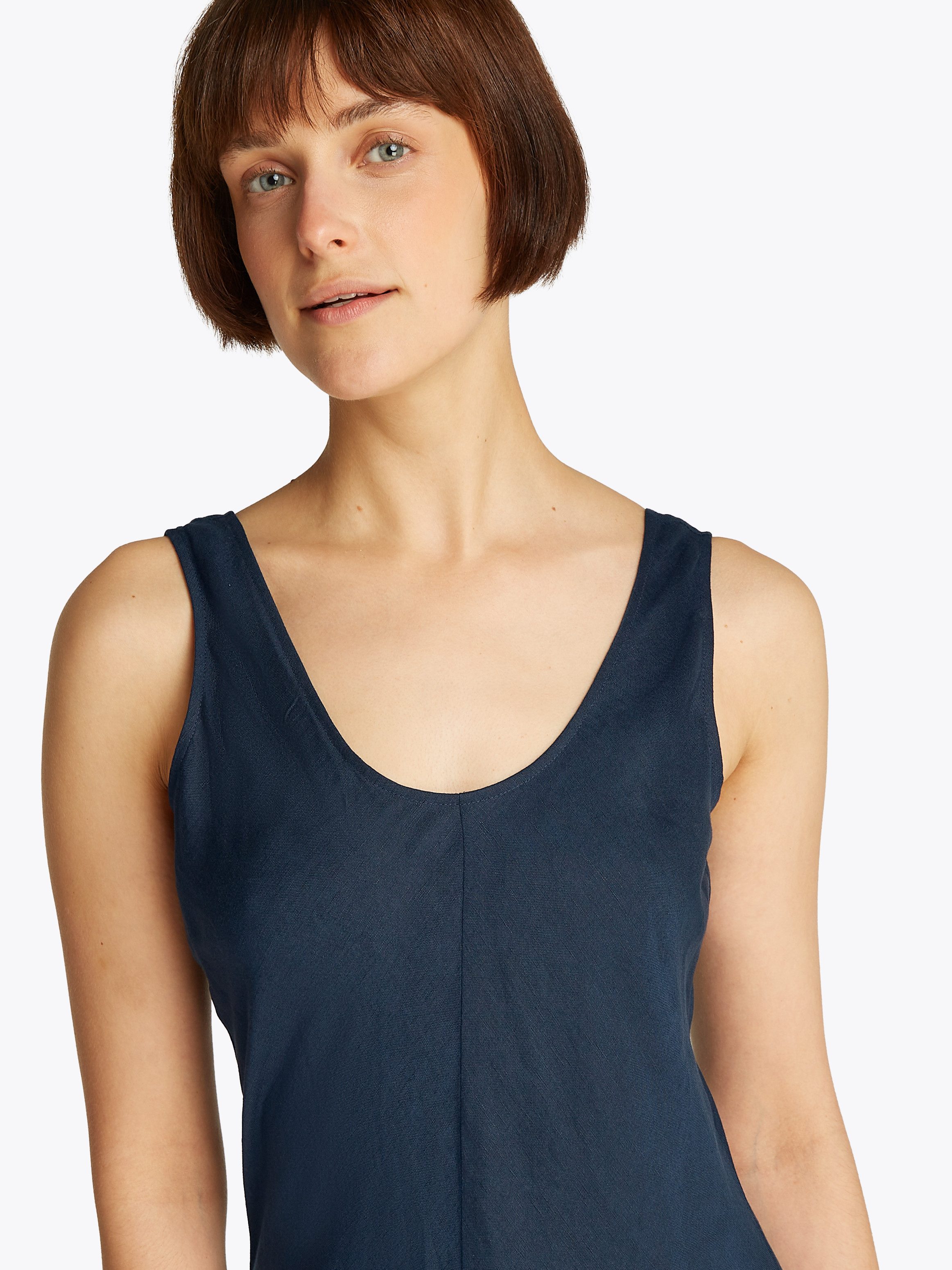 Tommy Hilfiger Maxi-jurk TEXTURED LINEN TANK MAXI DRESS met metalen label, koel premium linnen