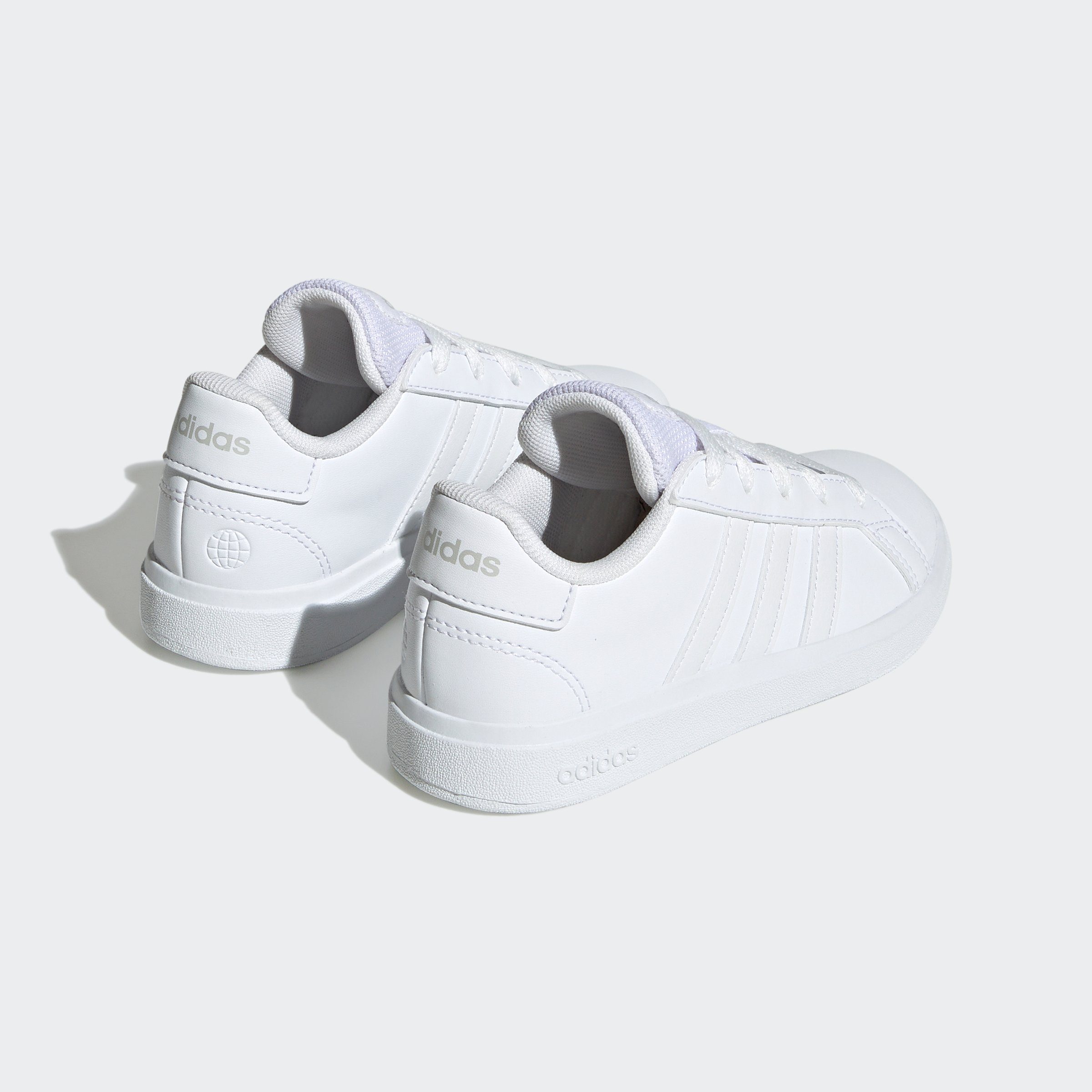 adidas Sportswear Sneakers GRAND COURT LIFESTYLE TENNIS LACE-UP Design geïnspireerd op de adidas Superstar