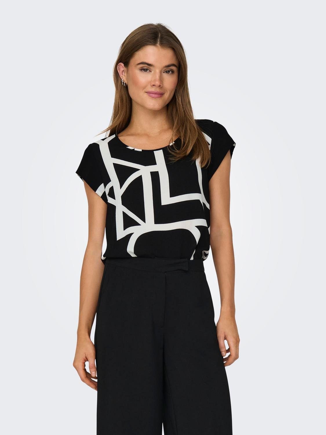 Only Shirtblouse ONLVIC S/S AOP TOP NOOS PTM