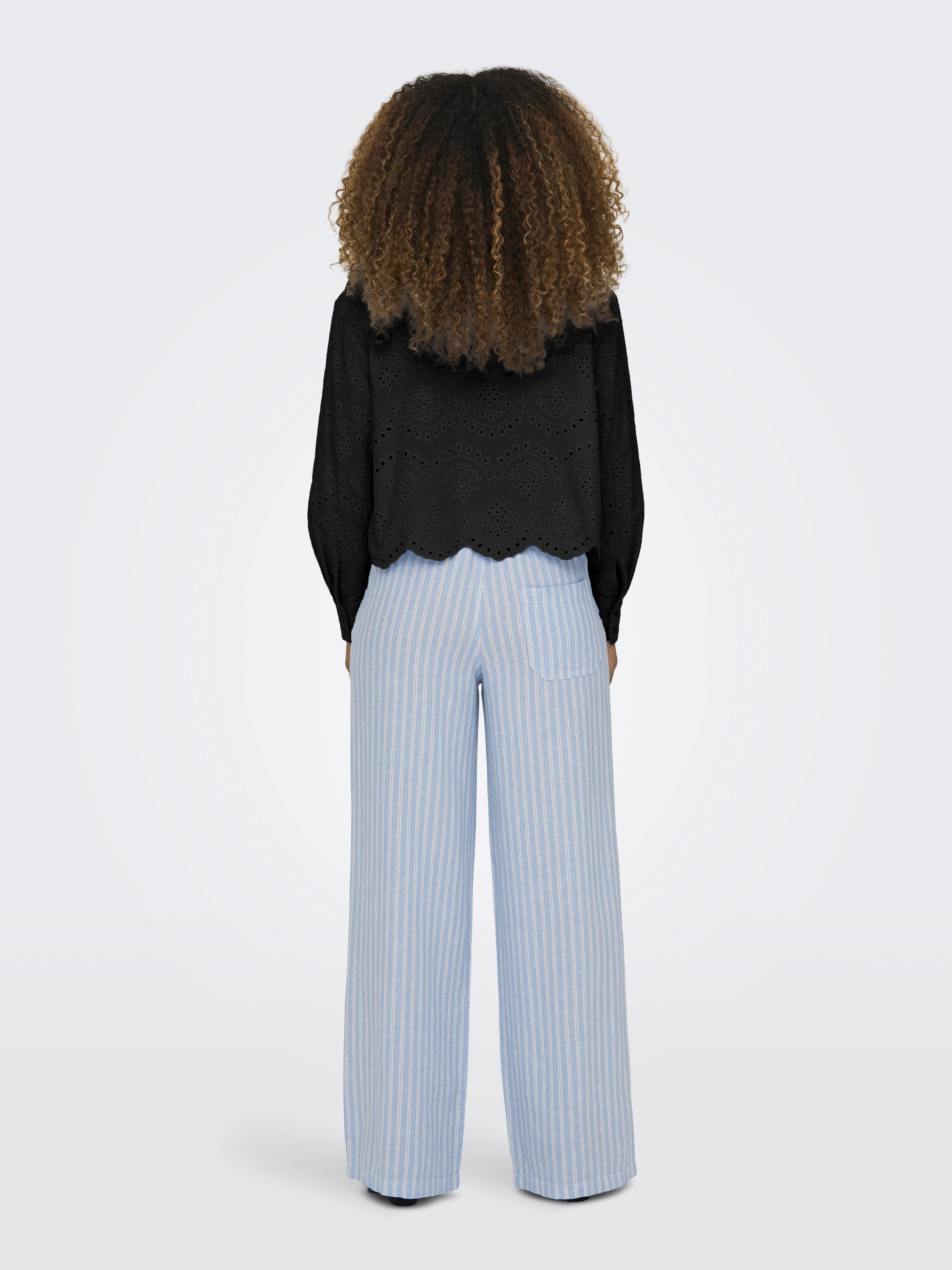 Only Blouse met lange mouwen ONLVALAIS L/S SHIRT WVN NOOS