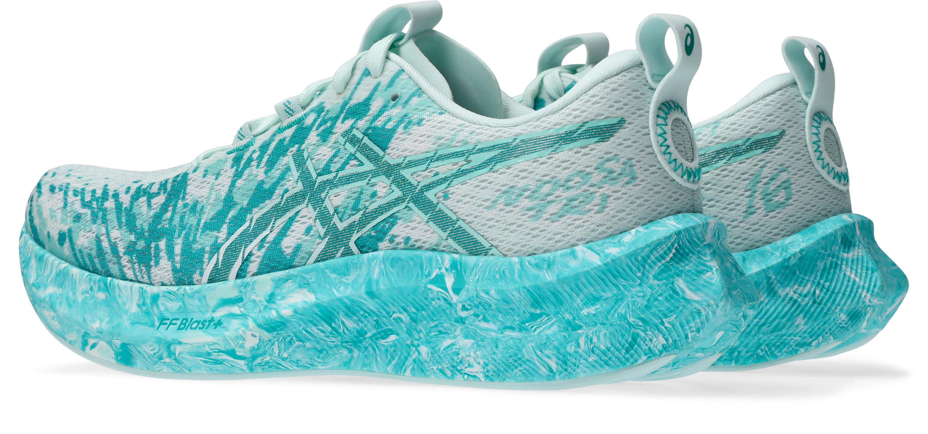 Asics Runningschoenen NOOSA TRI 16