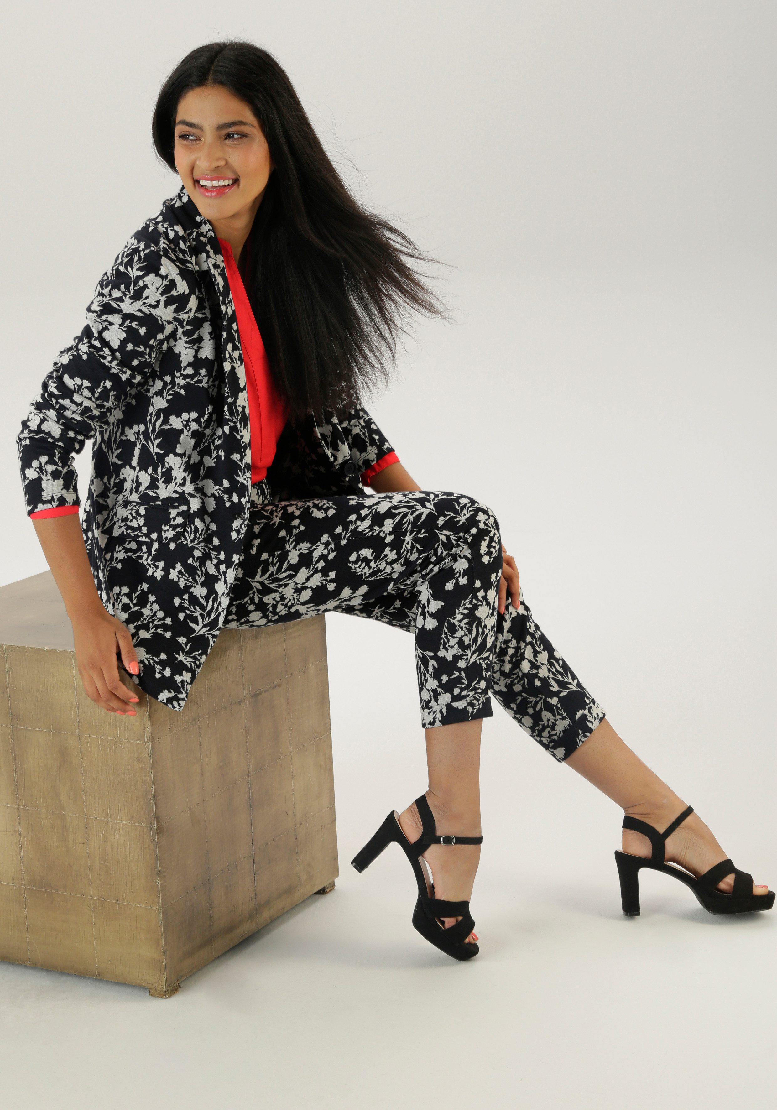 Aniston SELECTED Comfortbroek met praktische steekzakken - nieuwe collectie