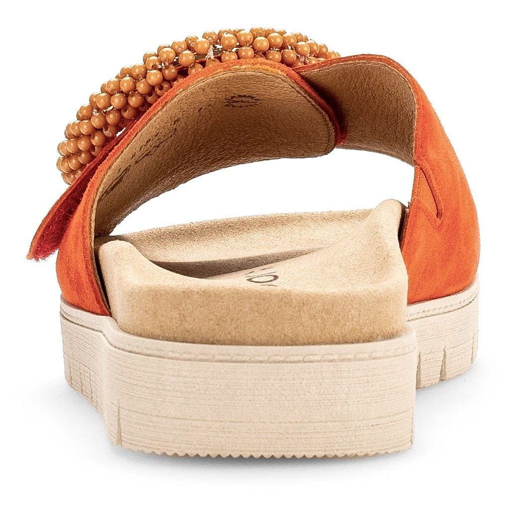 Gabor Slippers , plateau, zomerschoen, slippers met sierparels aan de decoratieve gesp