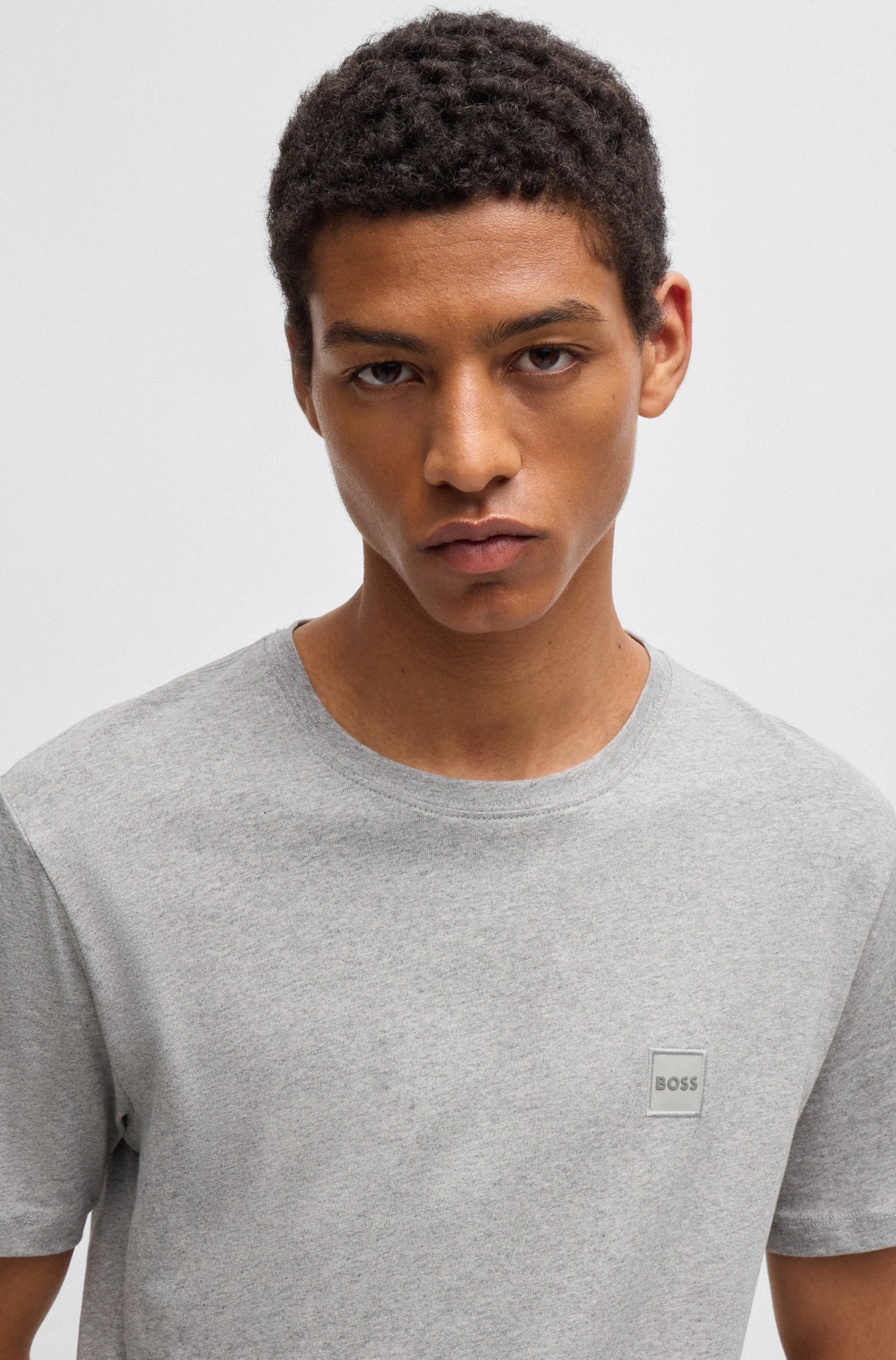 Boss Orange T-shirt Tales met boss-borduursel op de borst