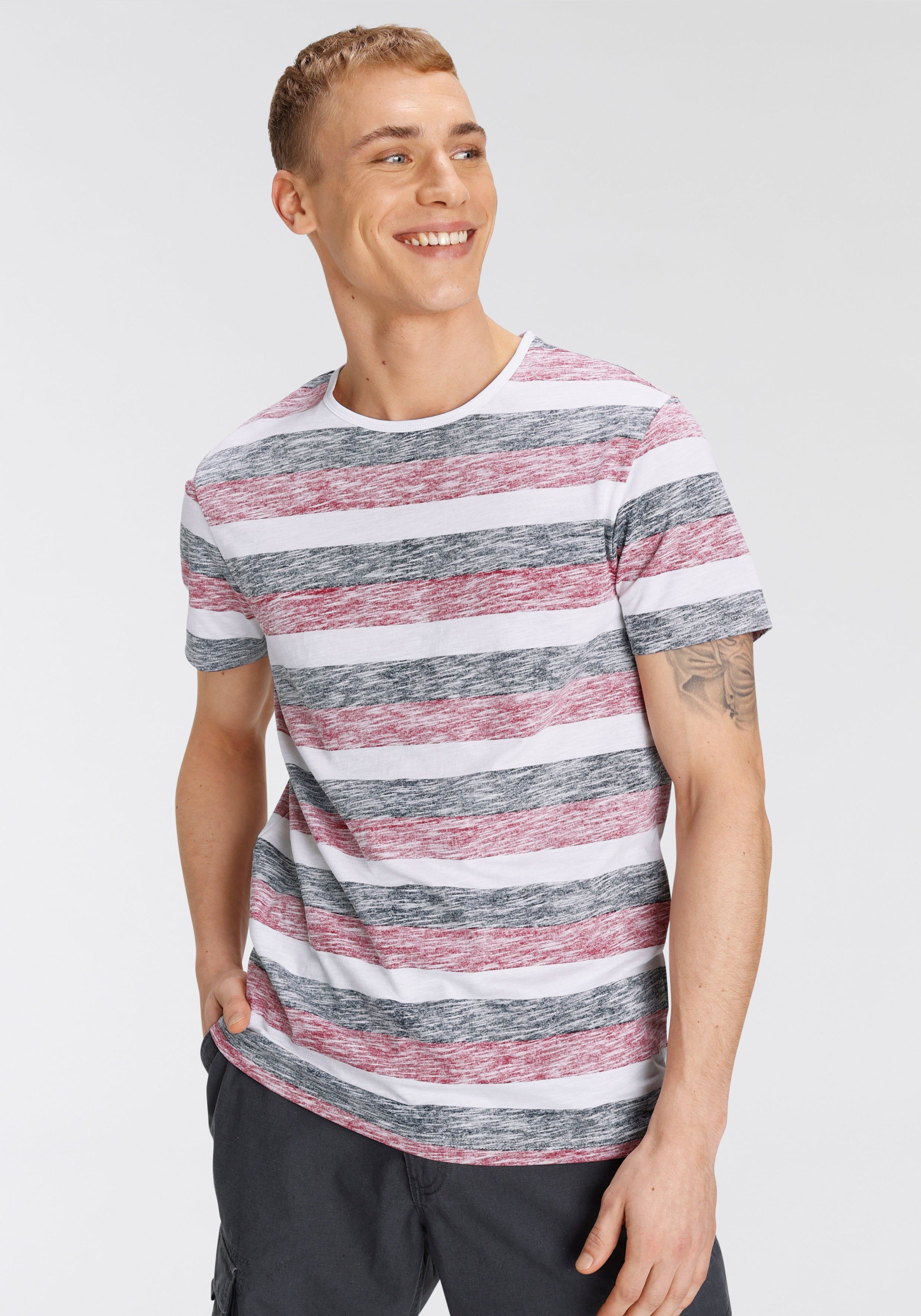 AJC T-shirt smal gesneden, gestreept, ronde hals