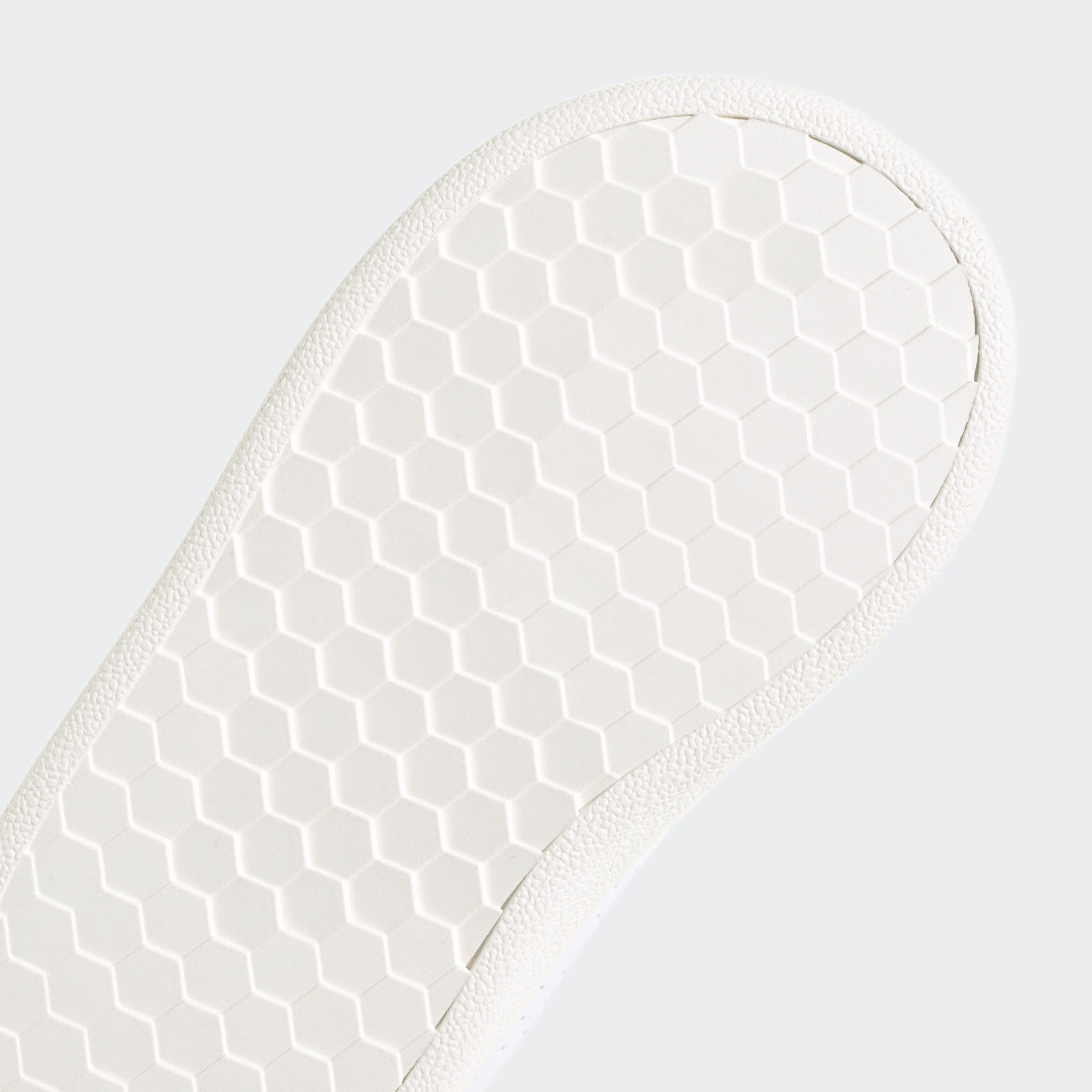 adidas Sportswear Sneakers ADVANTAGE LIFESTYLE COURT TWO HOOK-AND-LOOP Ontwerp in de sporen van de adidas Stan Smith