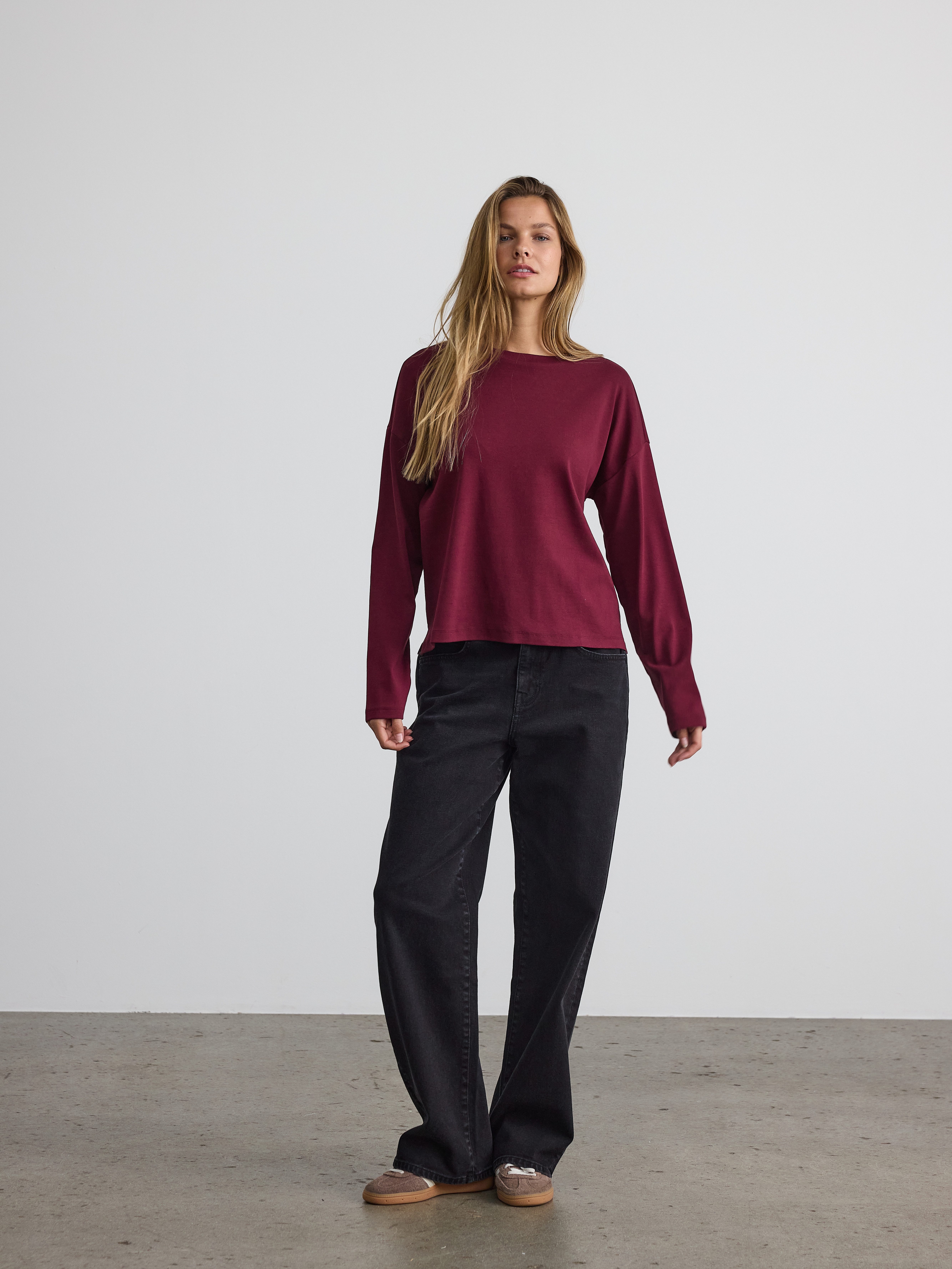 Noisy may Shirt met lange mouwen NMMOCCA L/S REGULAR FIT TOP JRS FWD NOOS