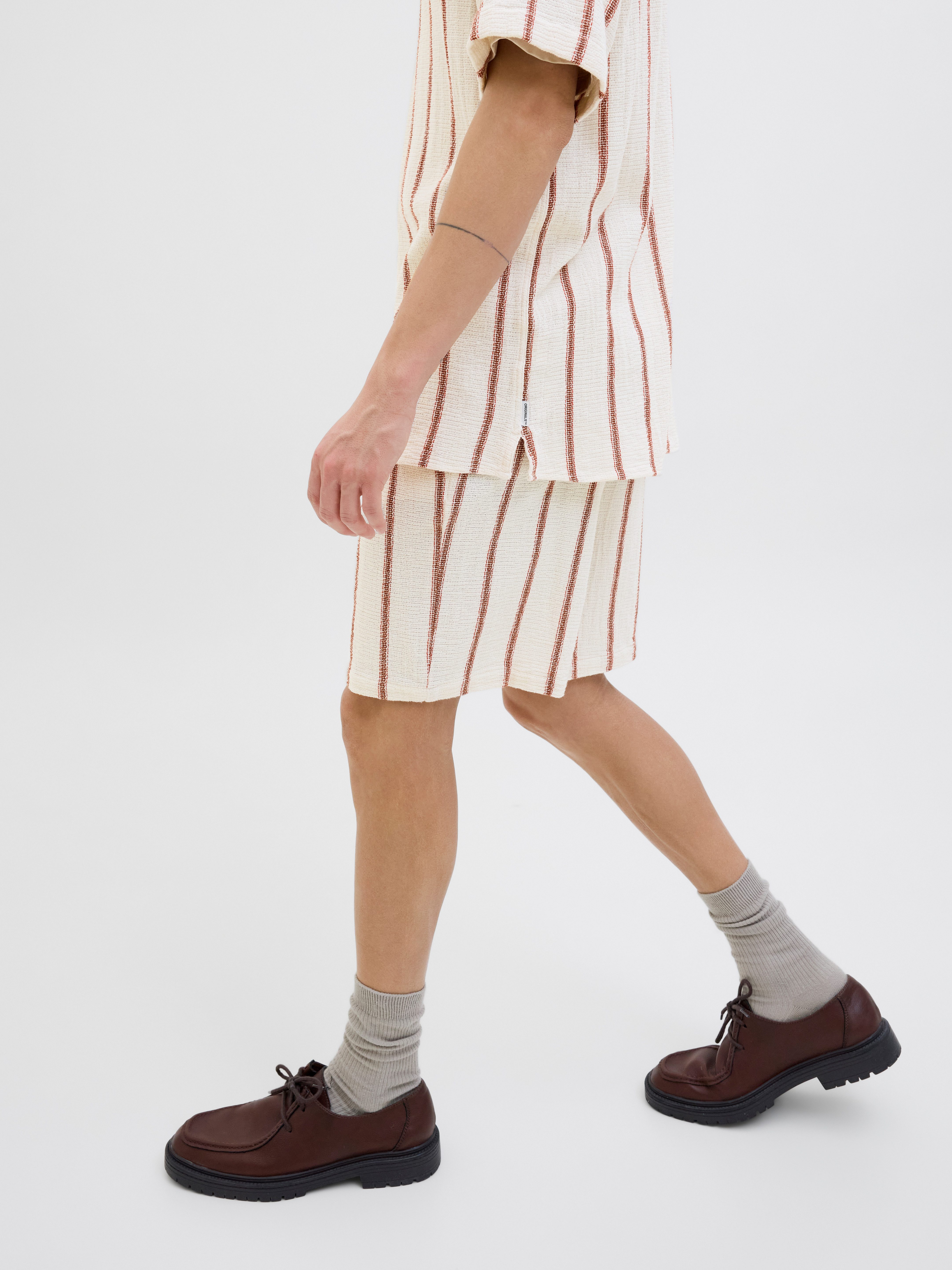 Jack & Jones Joggingbroek JPSTJAIDEN COBA STRIPE JOG SHORT SRT SN