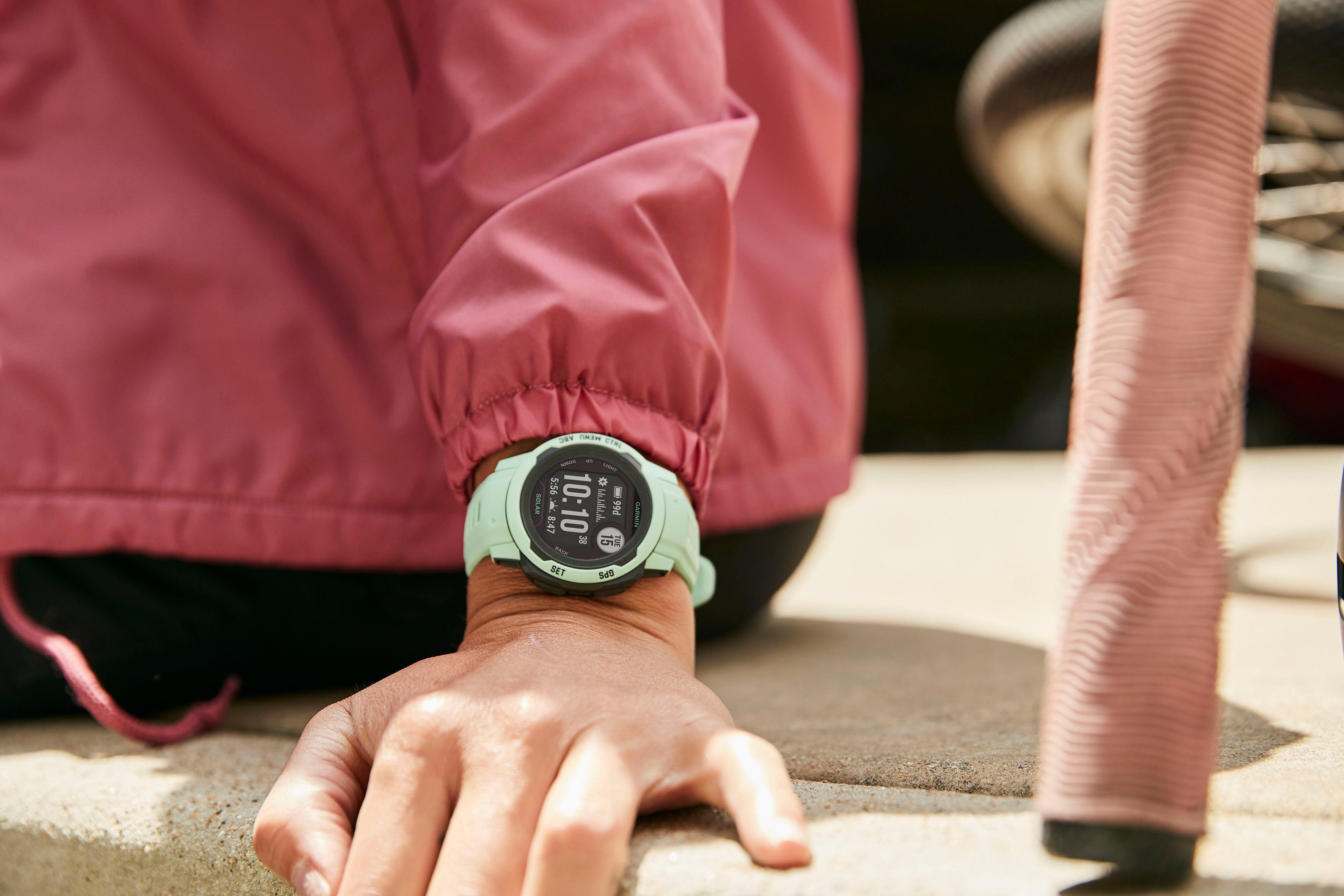 Garmin Smartwatch INSTINCT 2S SOLAR