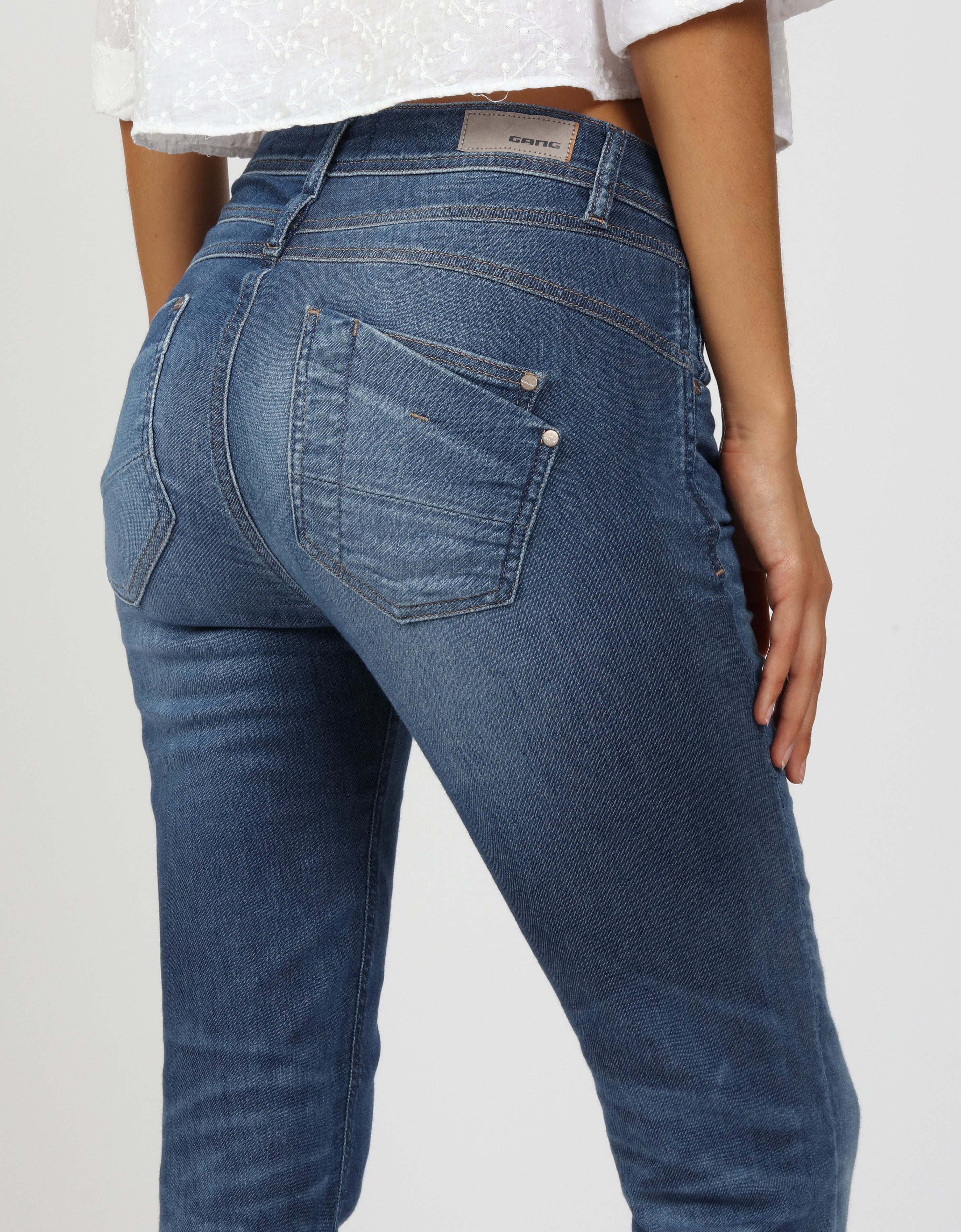 GANG Relax fit jeans 94AMELIE met dubbele rechter achterzak