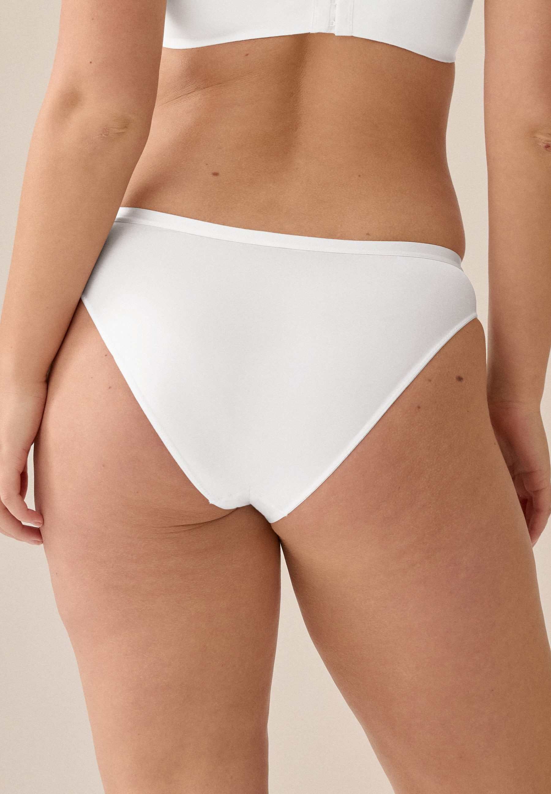 Naturana Slip The Thursday vrouwelijk, elastisch, comfortabel, nauwsluitend, zacht (1 stuk)