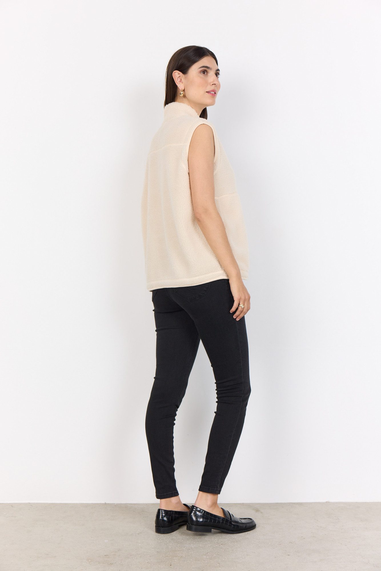 soyaconcept Mouwloos pluchen vest SC-ONYX 3