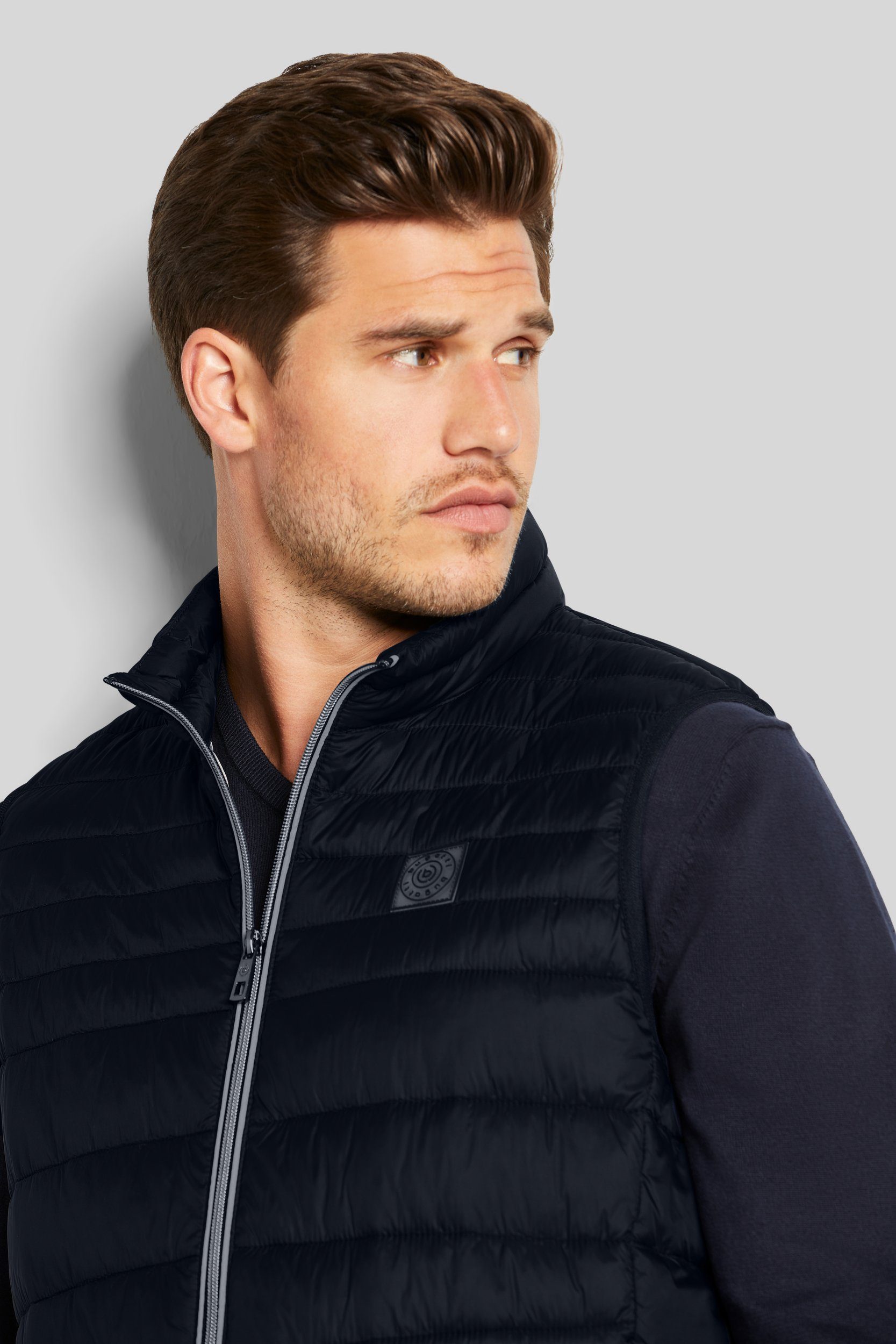 Bugatti Bodywarmer van bijzonder licht materiaal