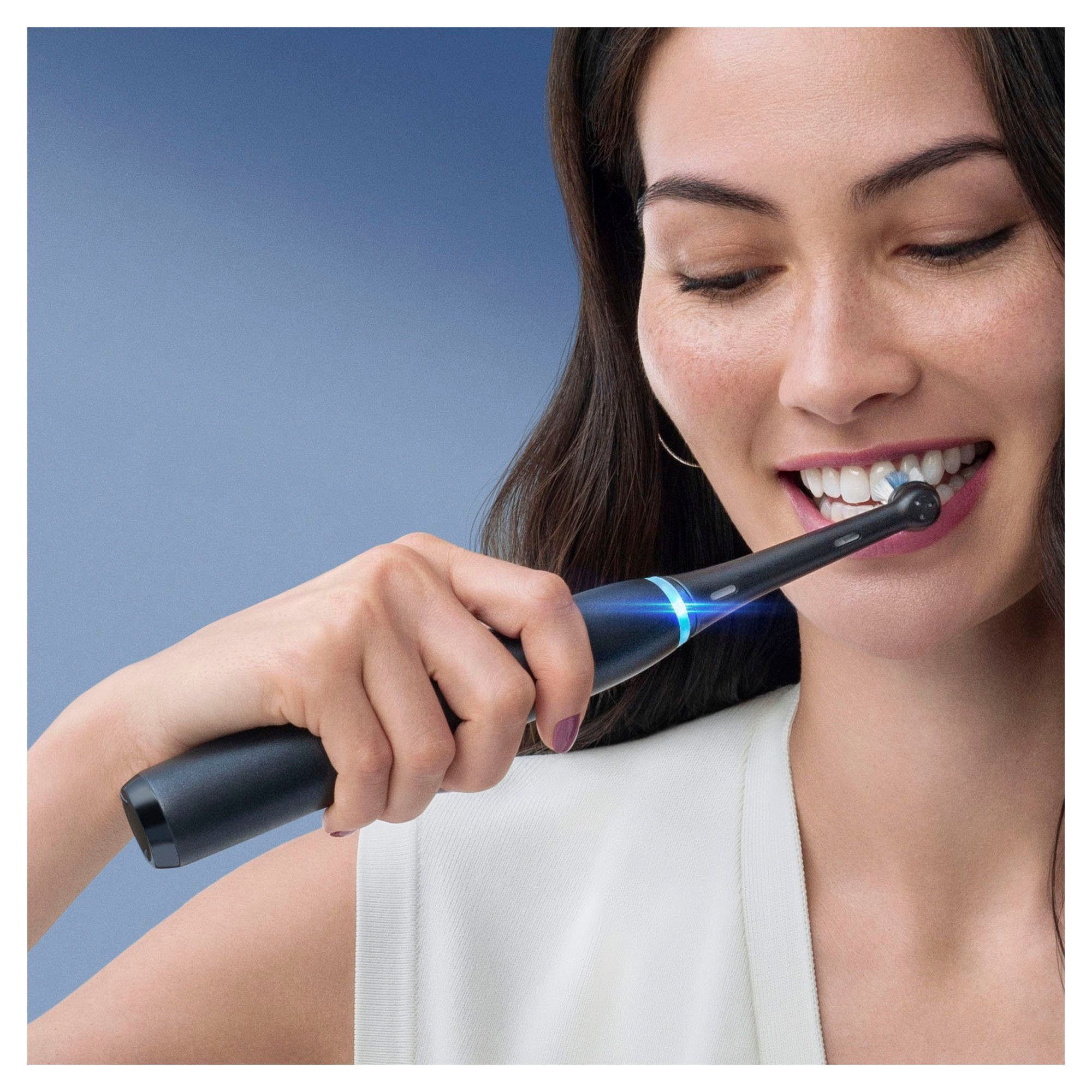 Oral B Elektrische tandenborstel IO Series 8 met reisetui