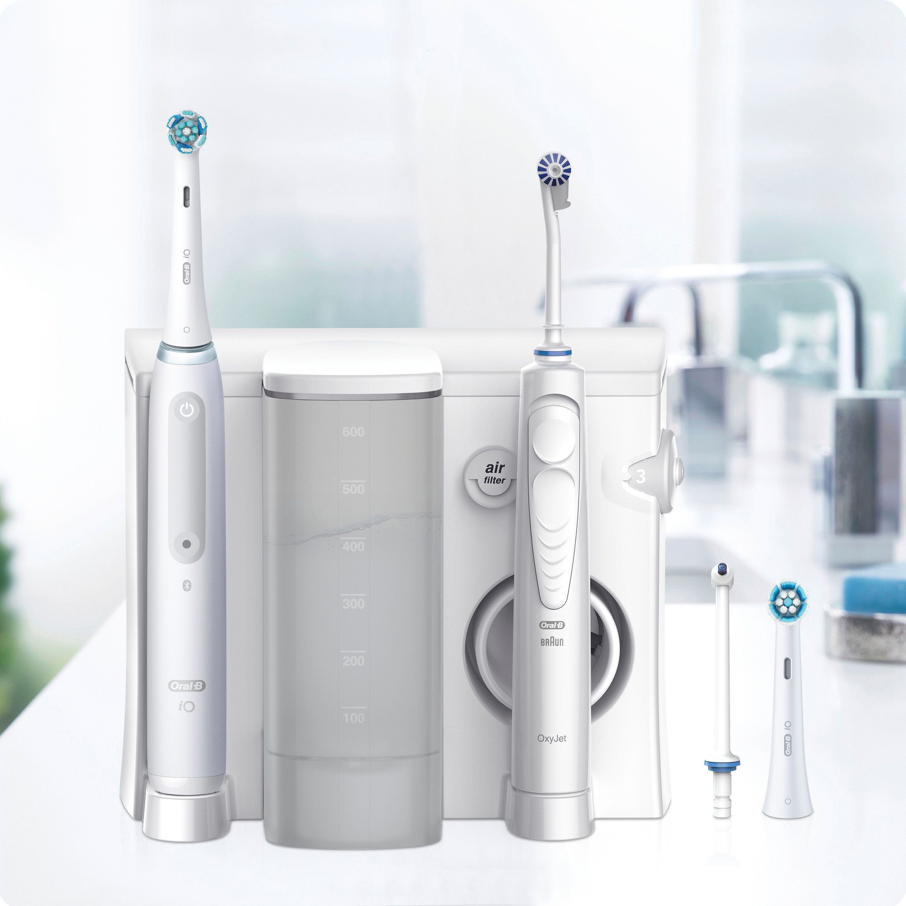 Oral B Monddouche Oral Health Center met io series 4 elektrische tandenborstel