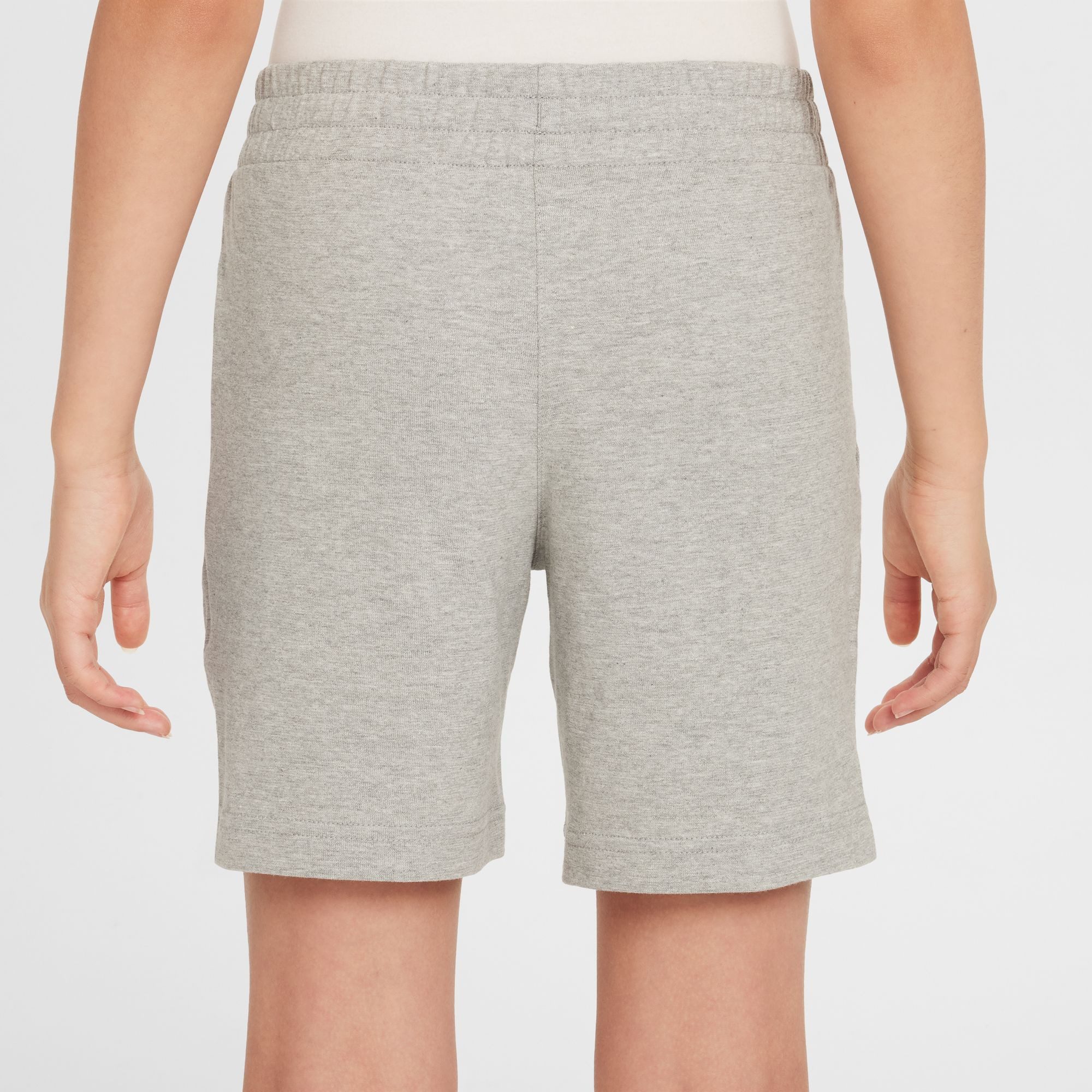 Nike Sportswear Trainingsshort K NSW CLUB KNIT SHORT 6IN LBR