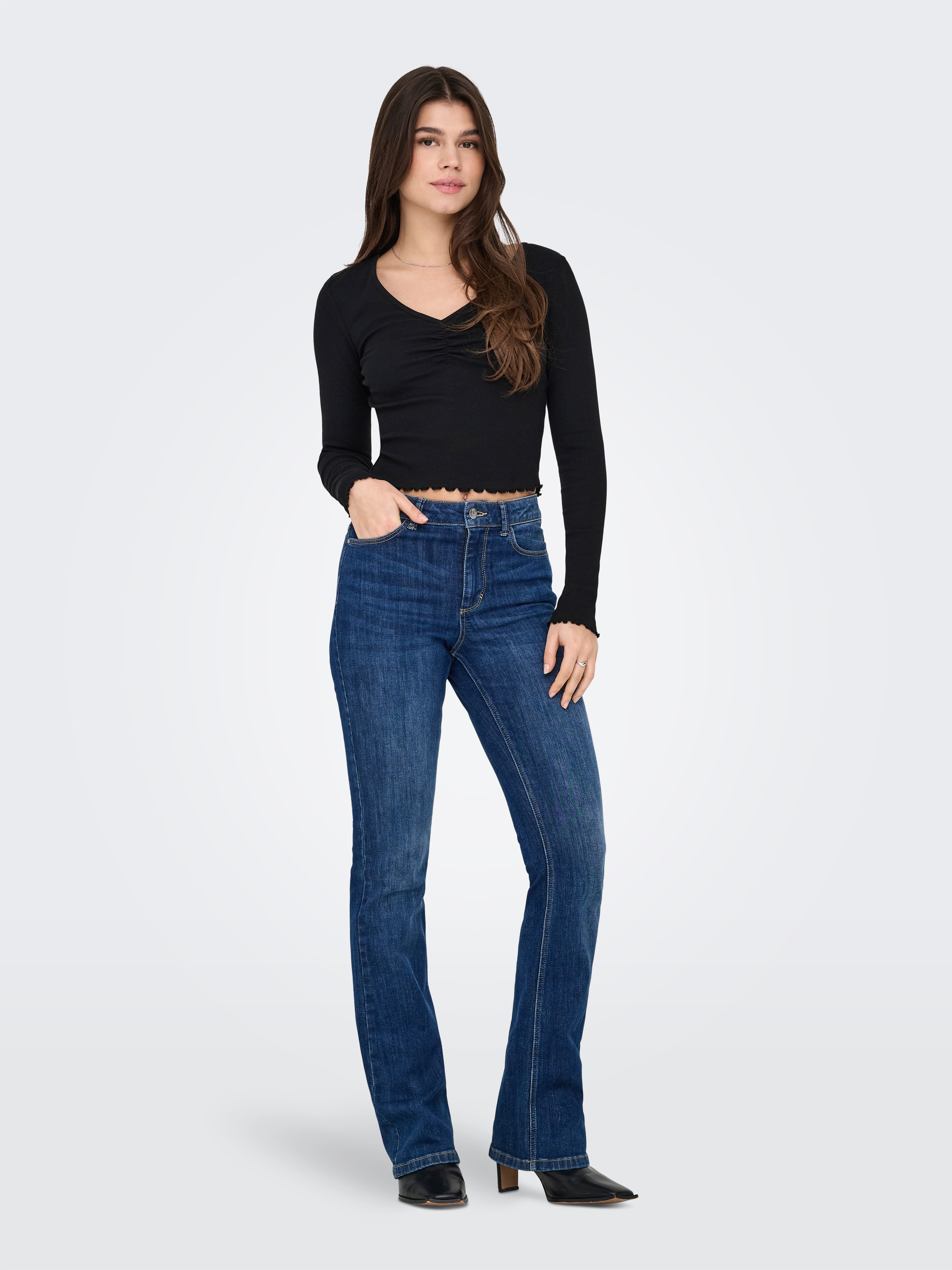 Only Shirt met lange mouwen ONLBETTY L/S V-NECK TOP CC JRS