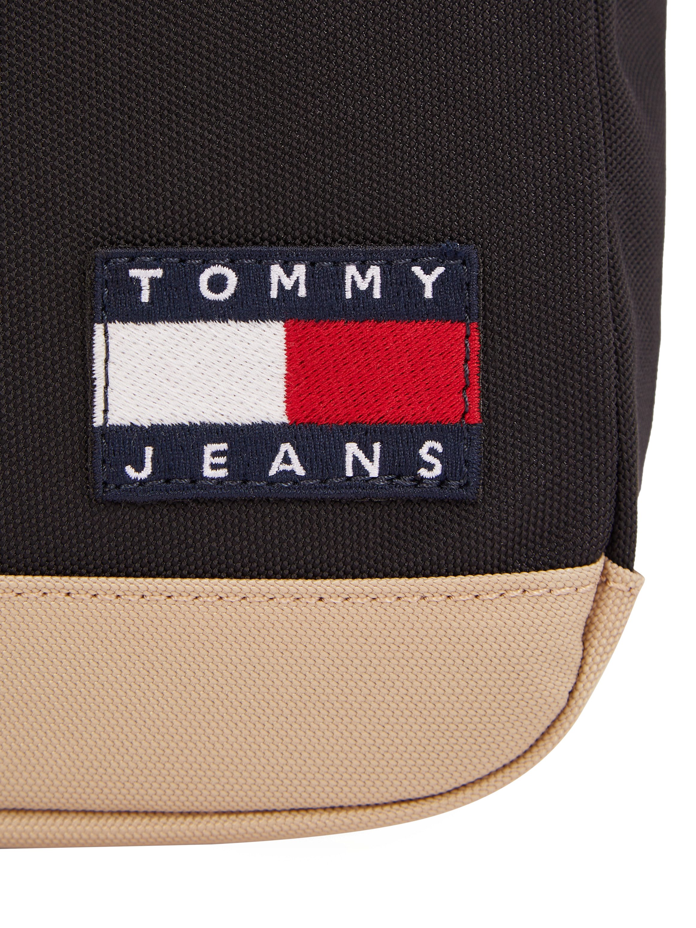 TOMMY JEANS Schoudertas TJM ESS DAILY SQUARED REPORTER , heren schoudertas, vrijetijdstas met contrasterende bodem