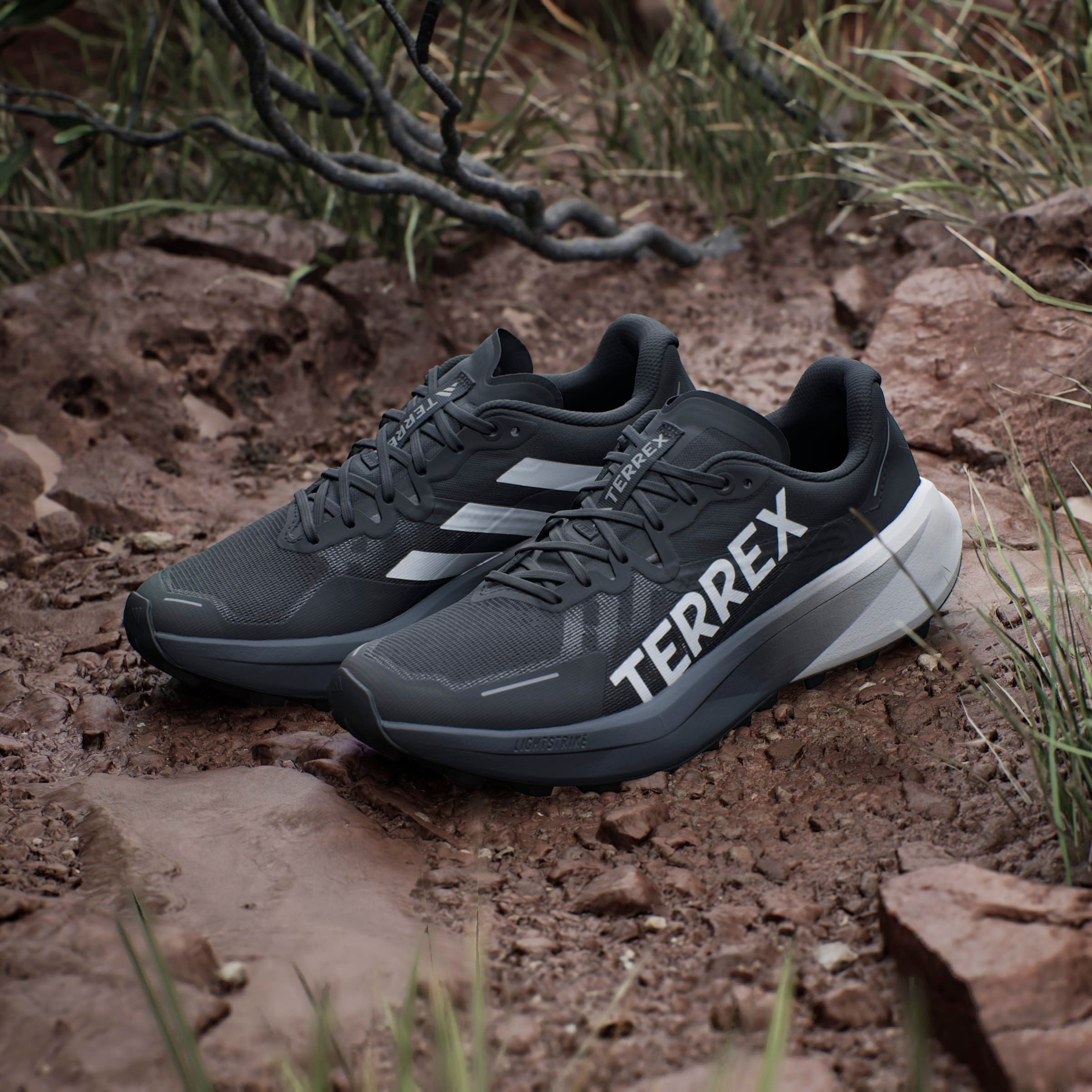 adidas TERREX Trailrunningschoenen TERREX AGRAVIC 3 TRAILRUNNING