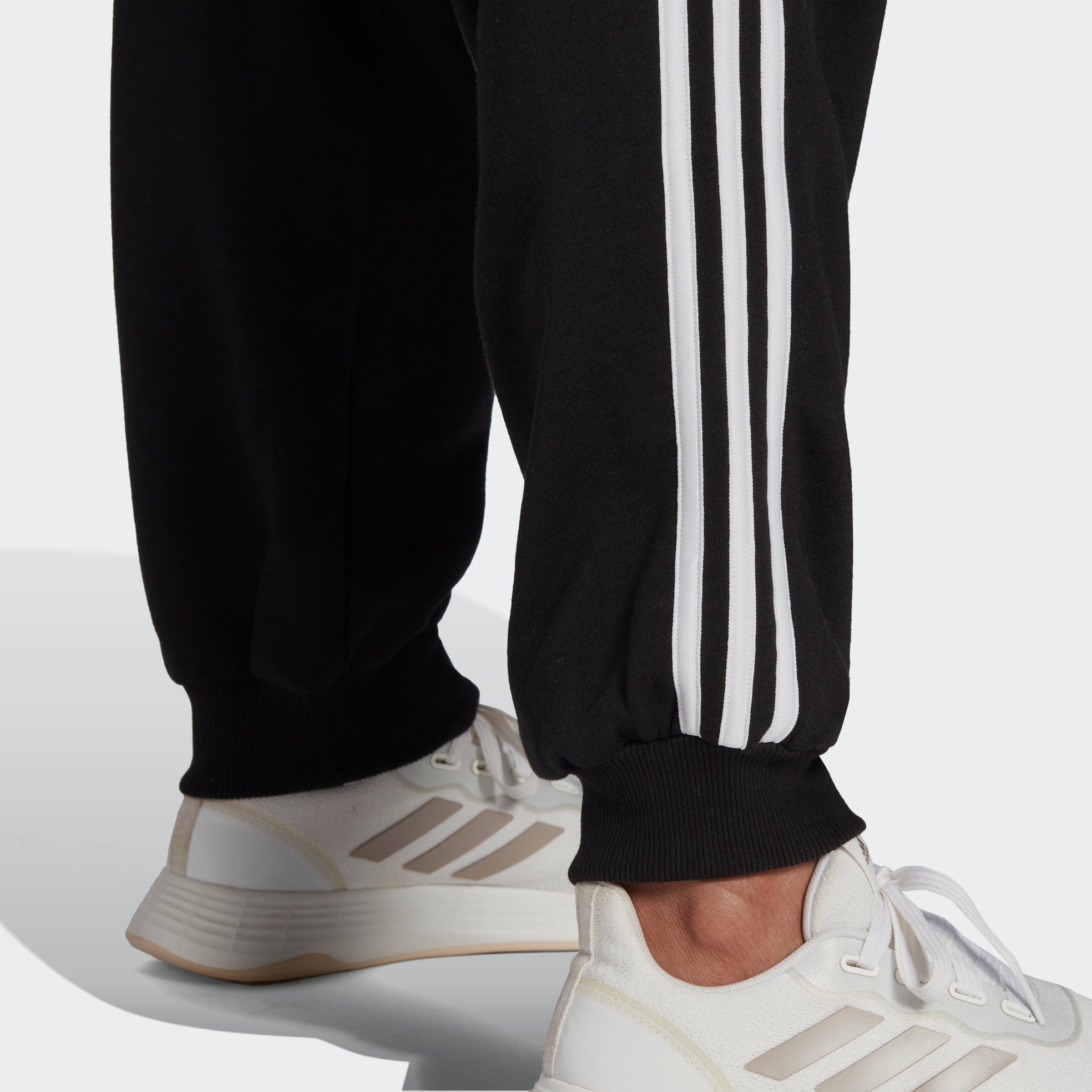 Adidas originals 2025 superstar cuffed hosen