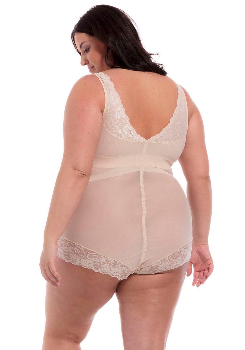Magic Body Fashion Shaping-body Super Control Body geeft de borst en de billen een subtiele lift