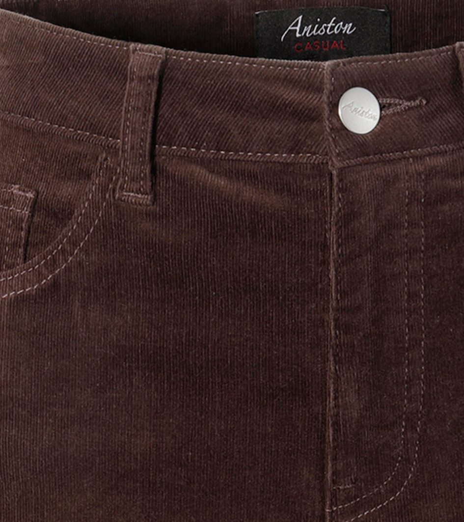 Aniston CASUAL Cordbroek in trendy bootcut-vorm