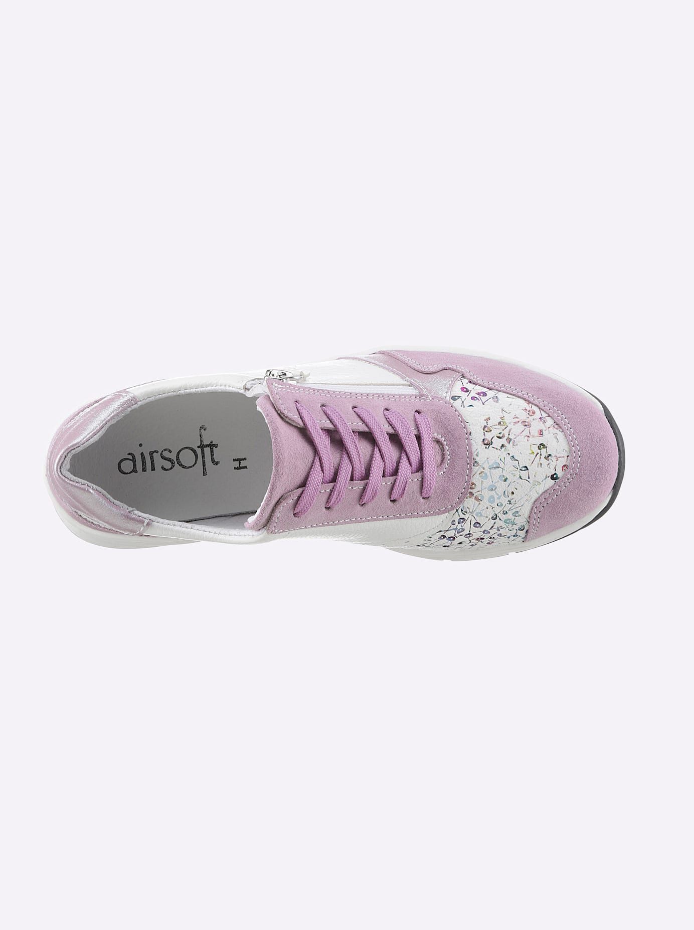Casual Looks Sneakers