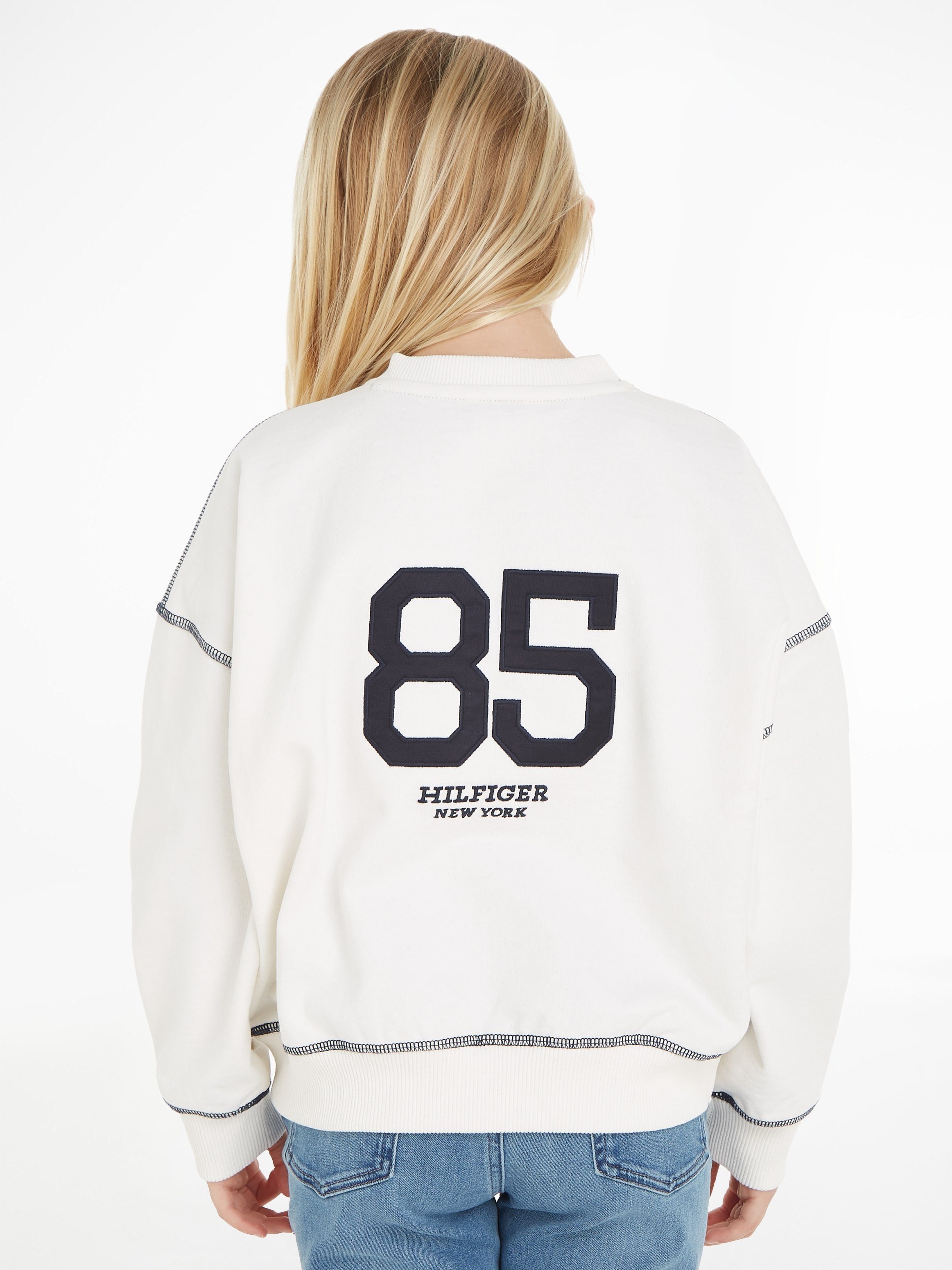 Tommy Hilfiger Sweatshirt HILFIGER SCRIPT 85 SWEATSHIRT met groot logo op de achterkant