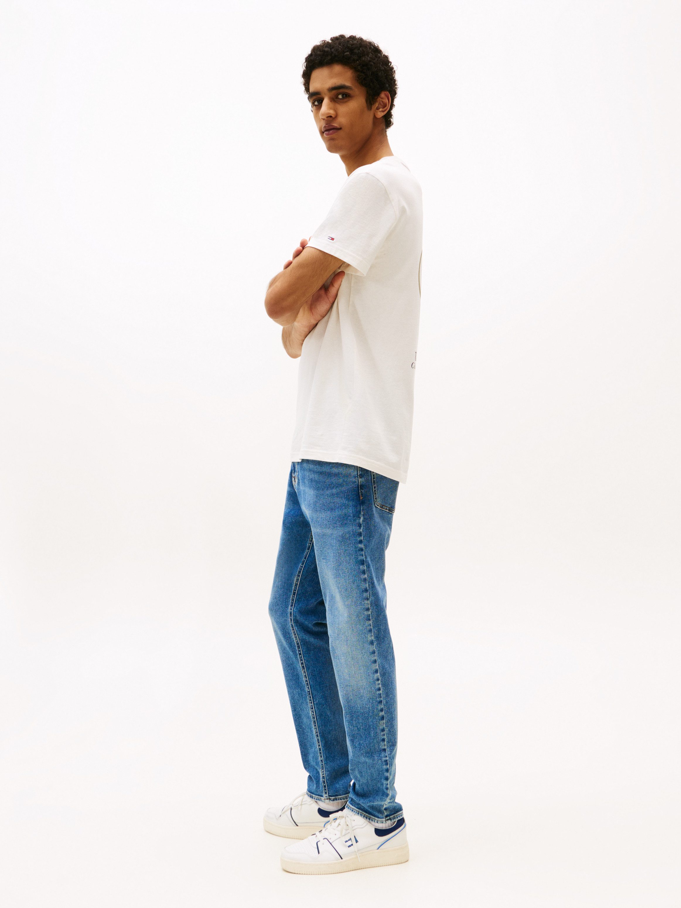 TOMMY JEANS Slim fit jeans AUSTIN SLIM TAPERED naar de enkel toe smaller wordende jeans met gemiddelde taillehoogte