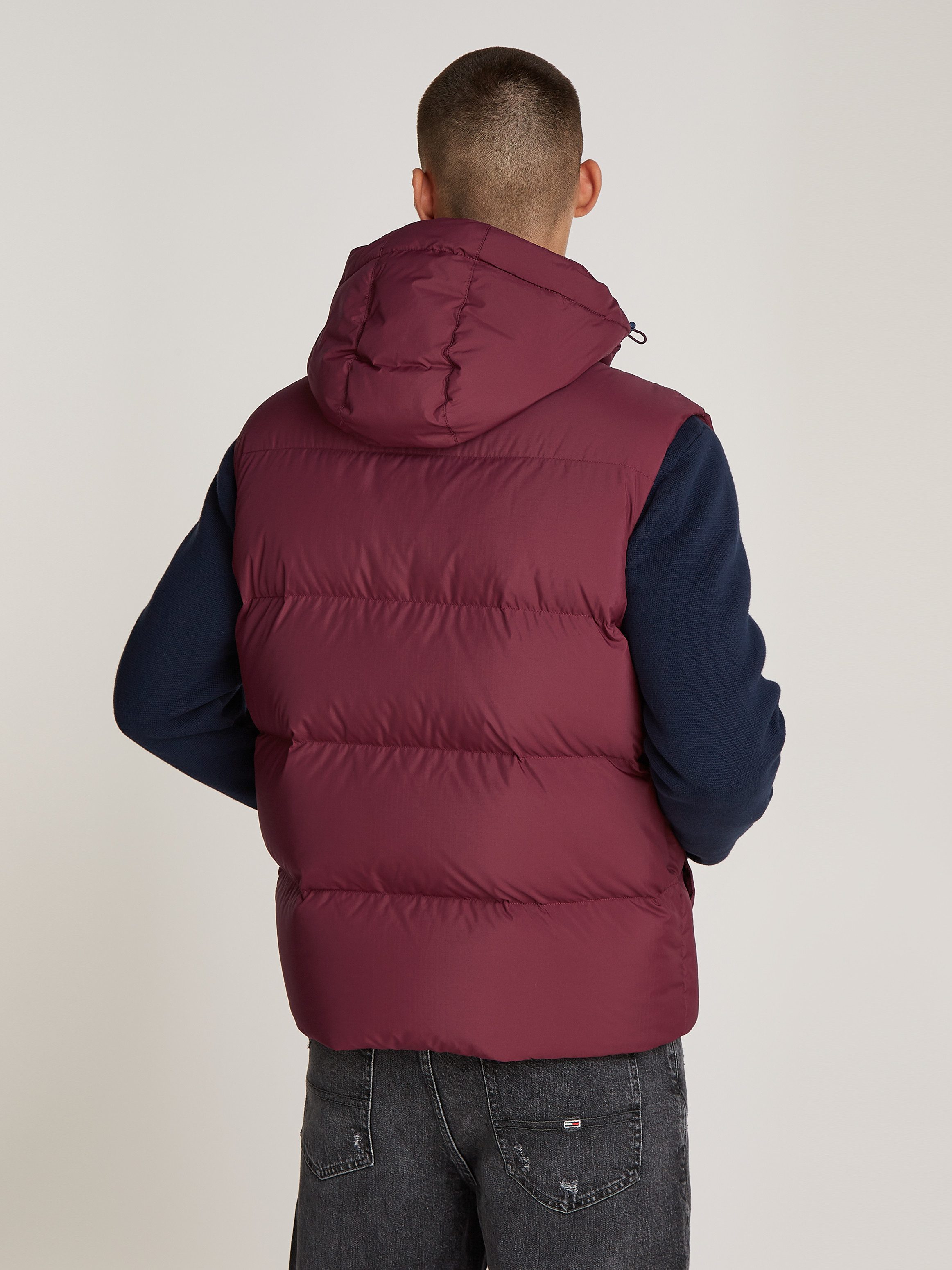 TOMMY JEANS Bodywarmer TJM ESSENTIAL DOWN VEST EXT afneembare capuchon met trekkoord