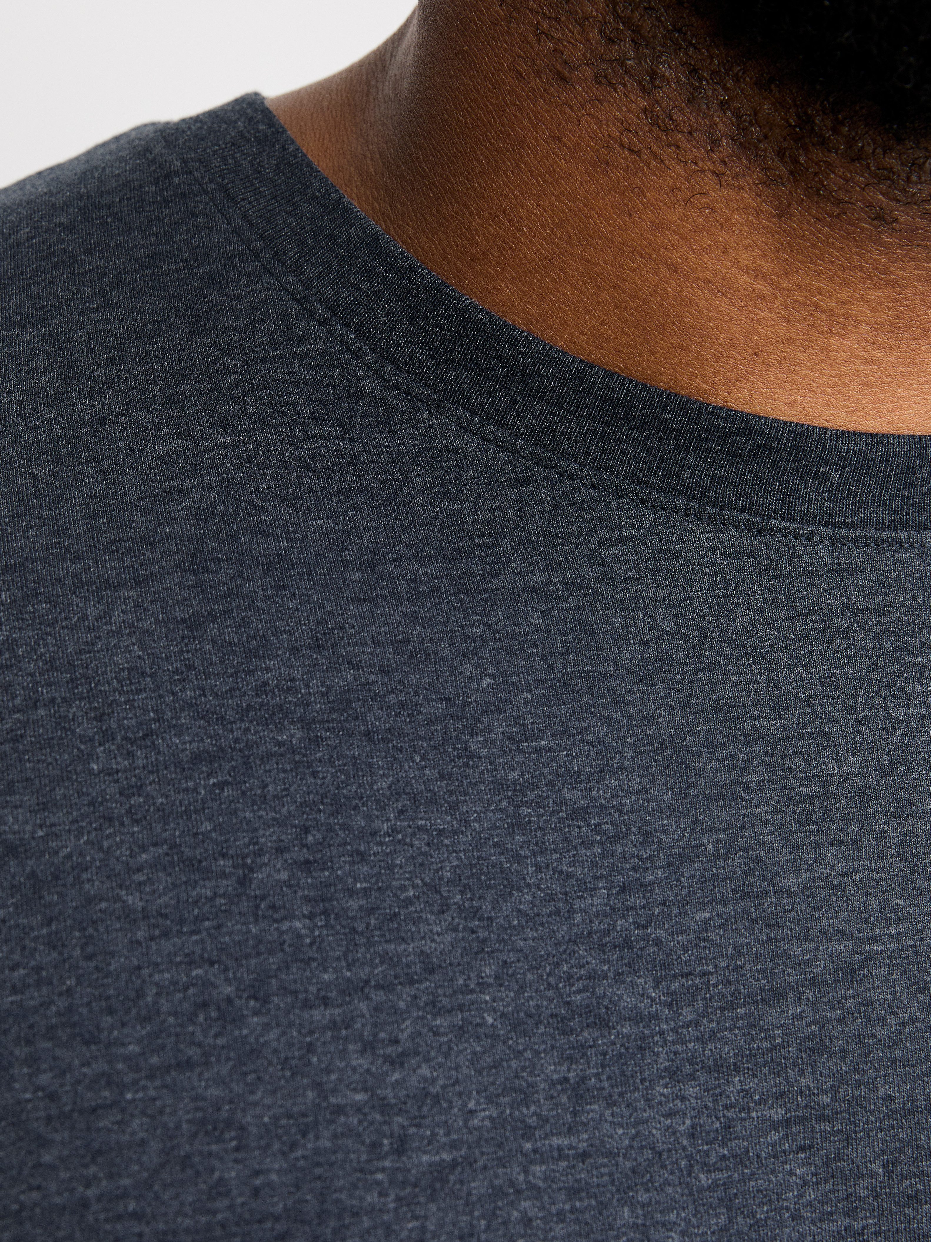 Jack & Jones PlusSize Shirt met ronde hals JJEORGANIC MEL TEE SS O-NECK NOOS PLS
