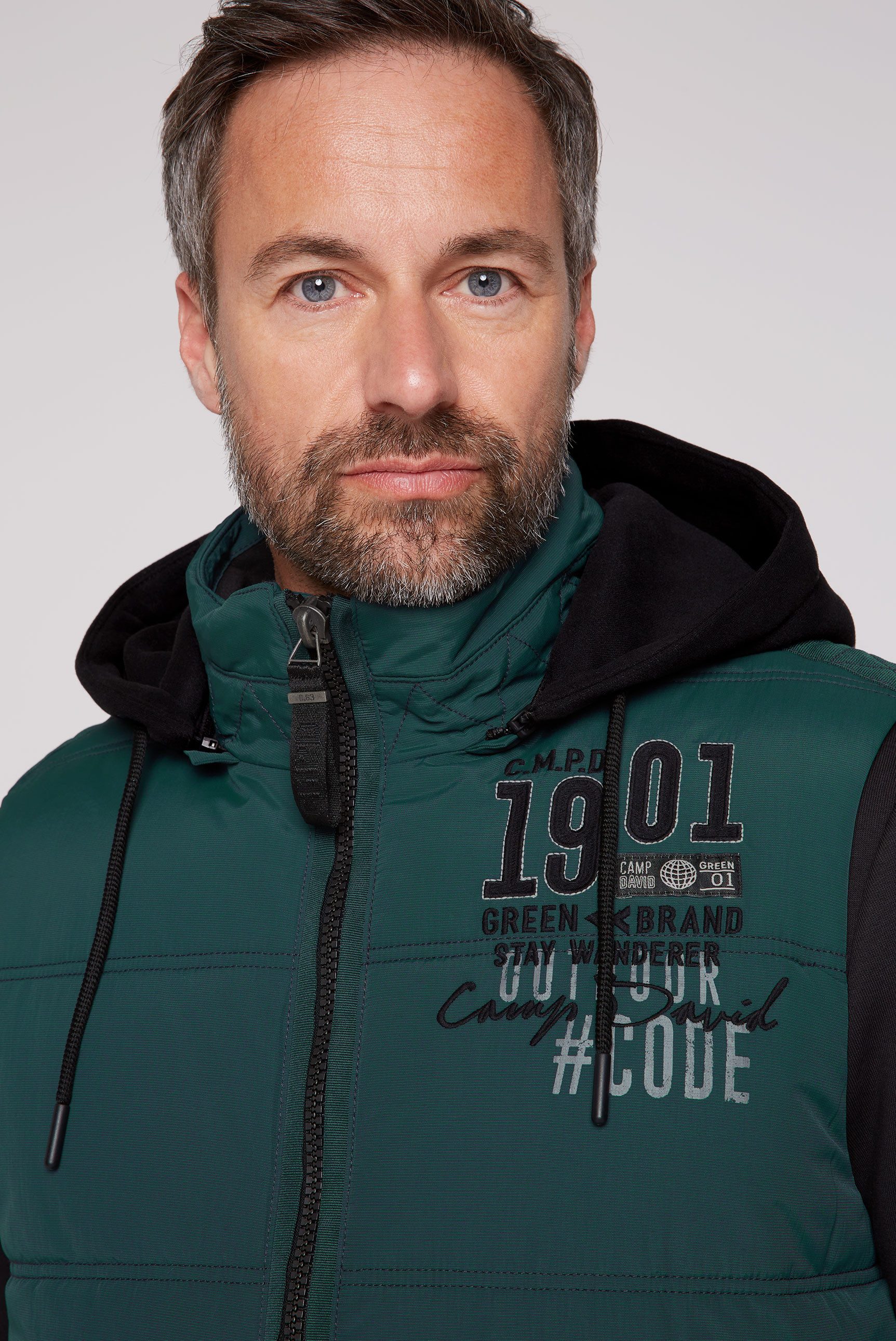 CAMP DAVID Bodywarmer met afneembare sweatcapuchon