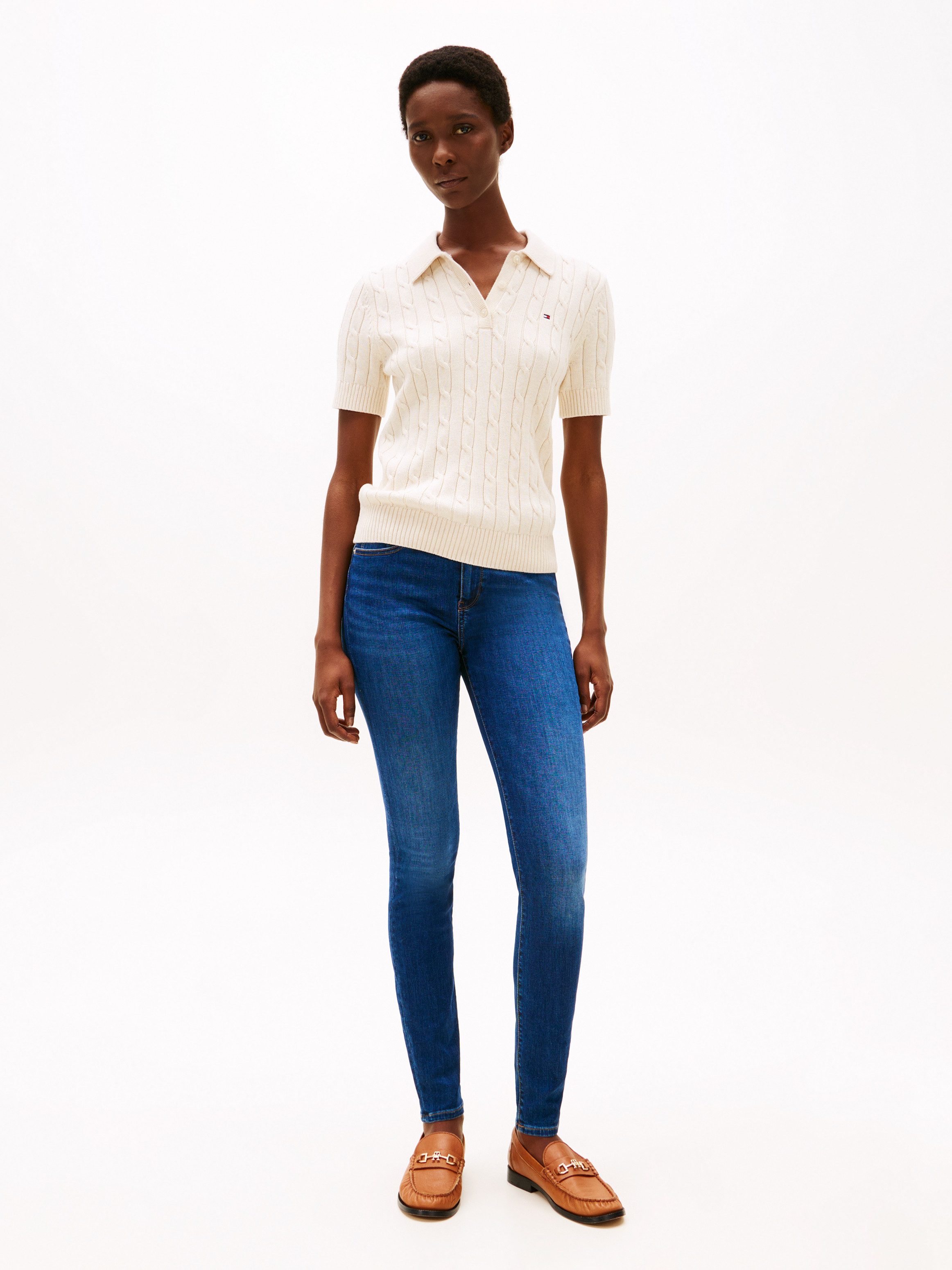 Tommy Hilfiger Skinny fit jeans COMO Skinny Regular Waist met logo-badge, in enkel-lengte