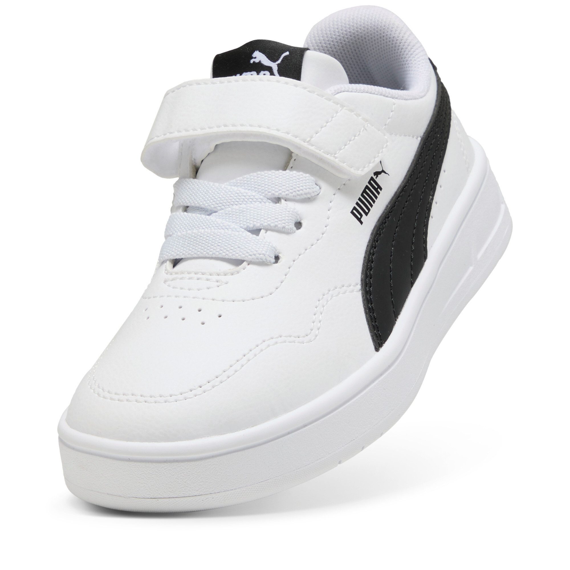 PUMA Sneakers
